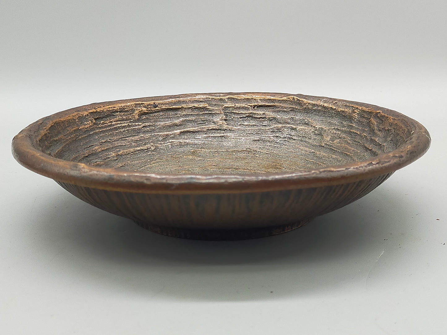 Antik Rustikale Bronze Schale – Handgefertigtes Design
