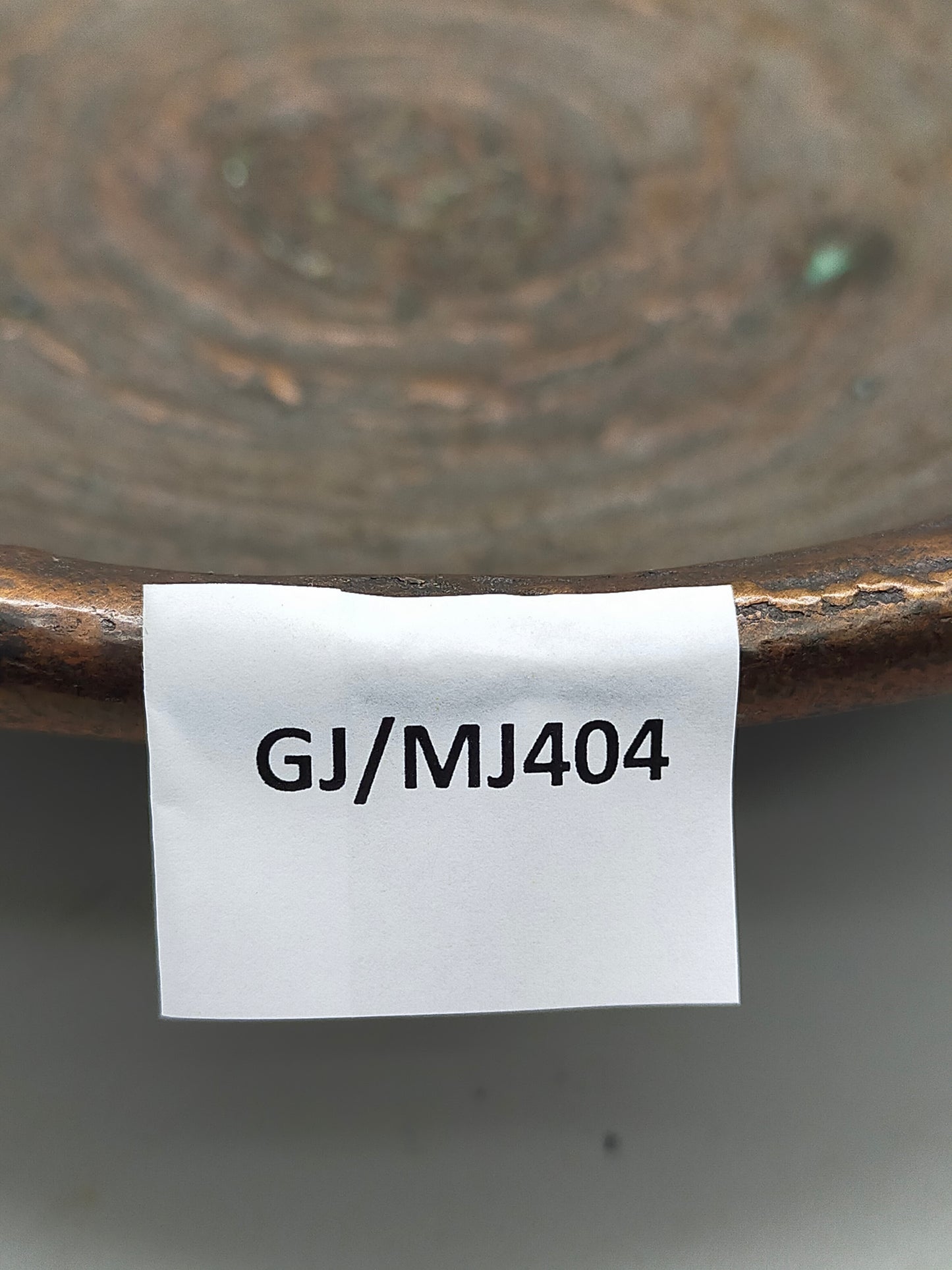 Antik Rustikale Bronze Schale – Handgefertigtes Design