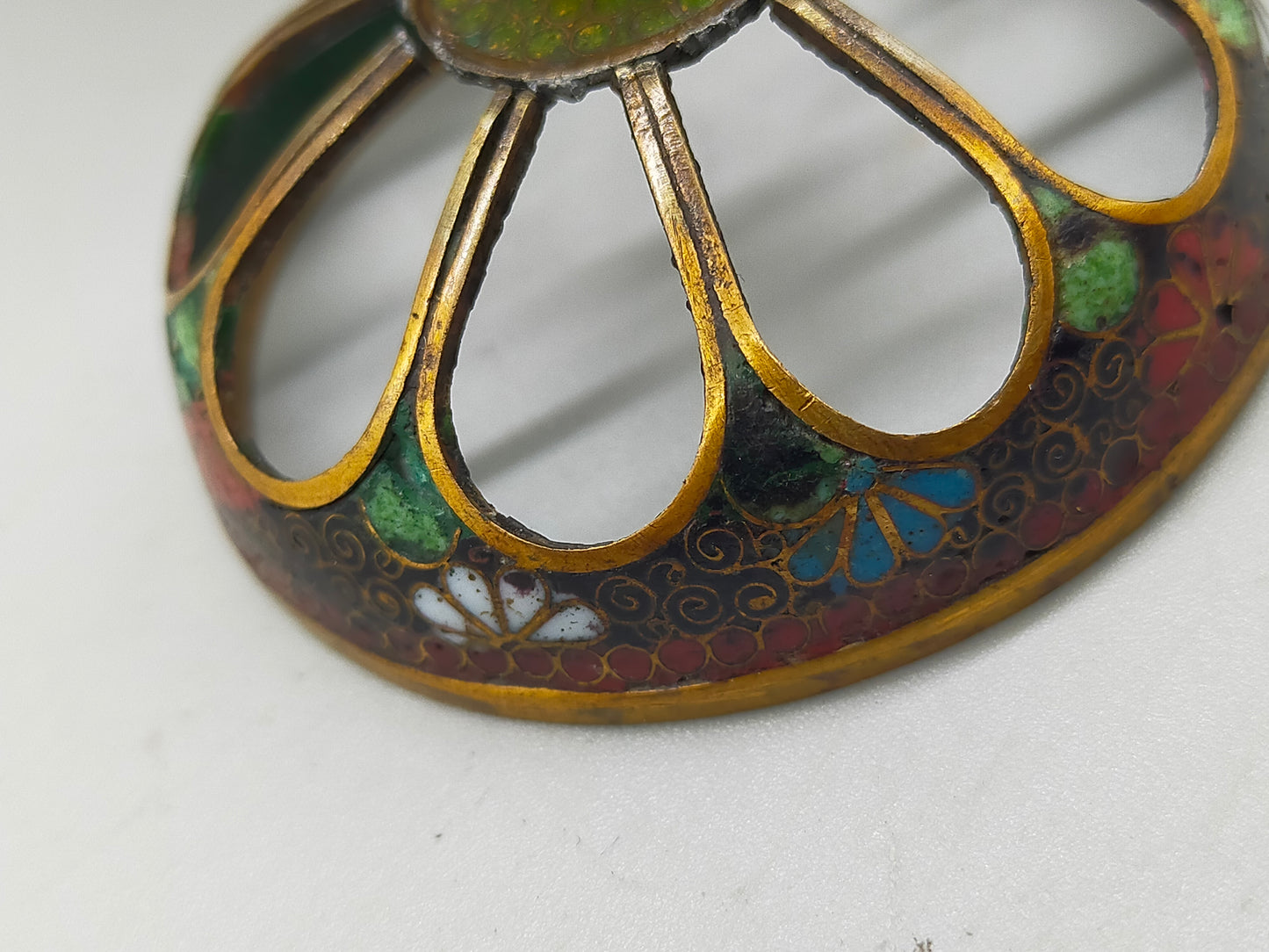 Prachtvolle Japanische Cloisonné Deckeldose Florales Design Goldakzente