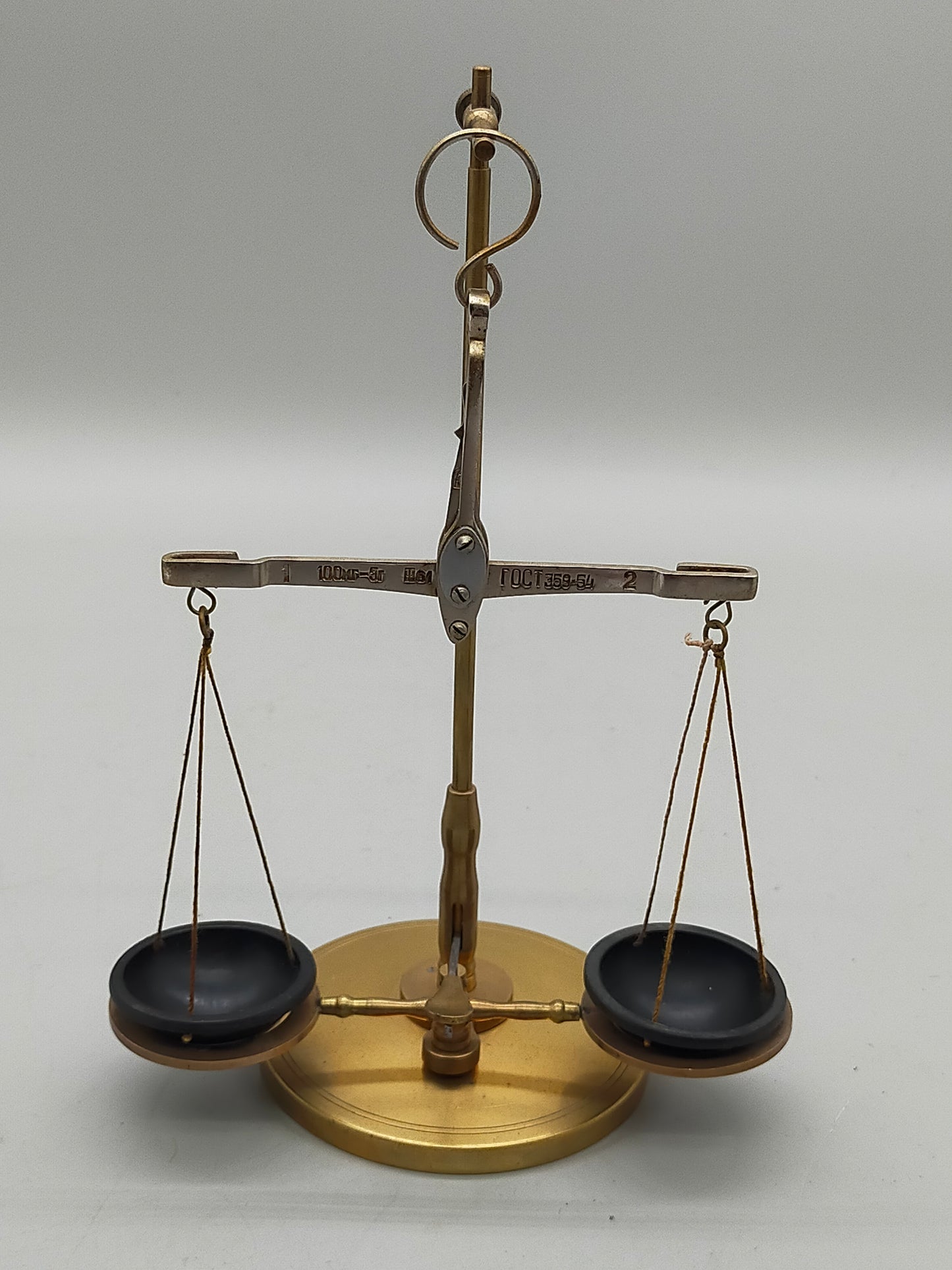 Antike Apothekerwaage aus Messing Präzisionswaage GOST 359-54