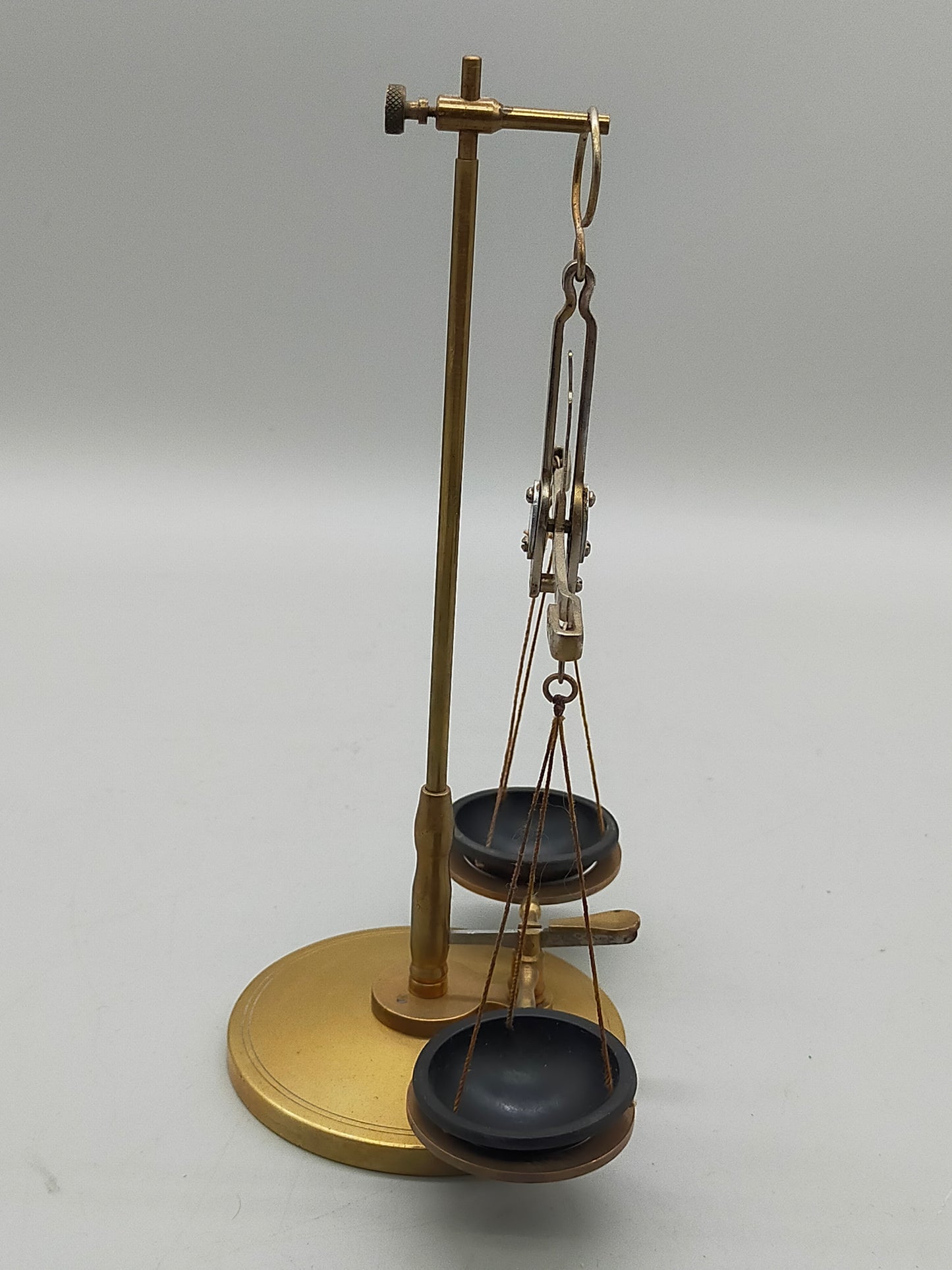 Antike Apothekerwaage aus Messing Präzisionswaage GOST 359-54