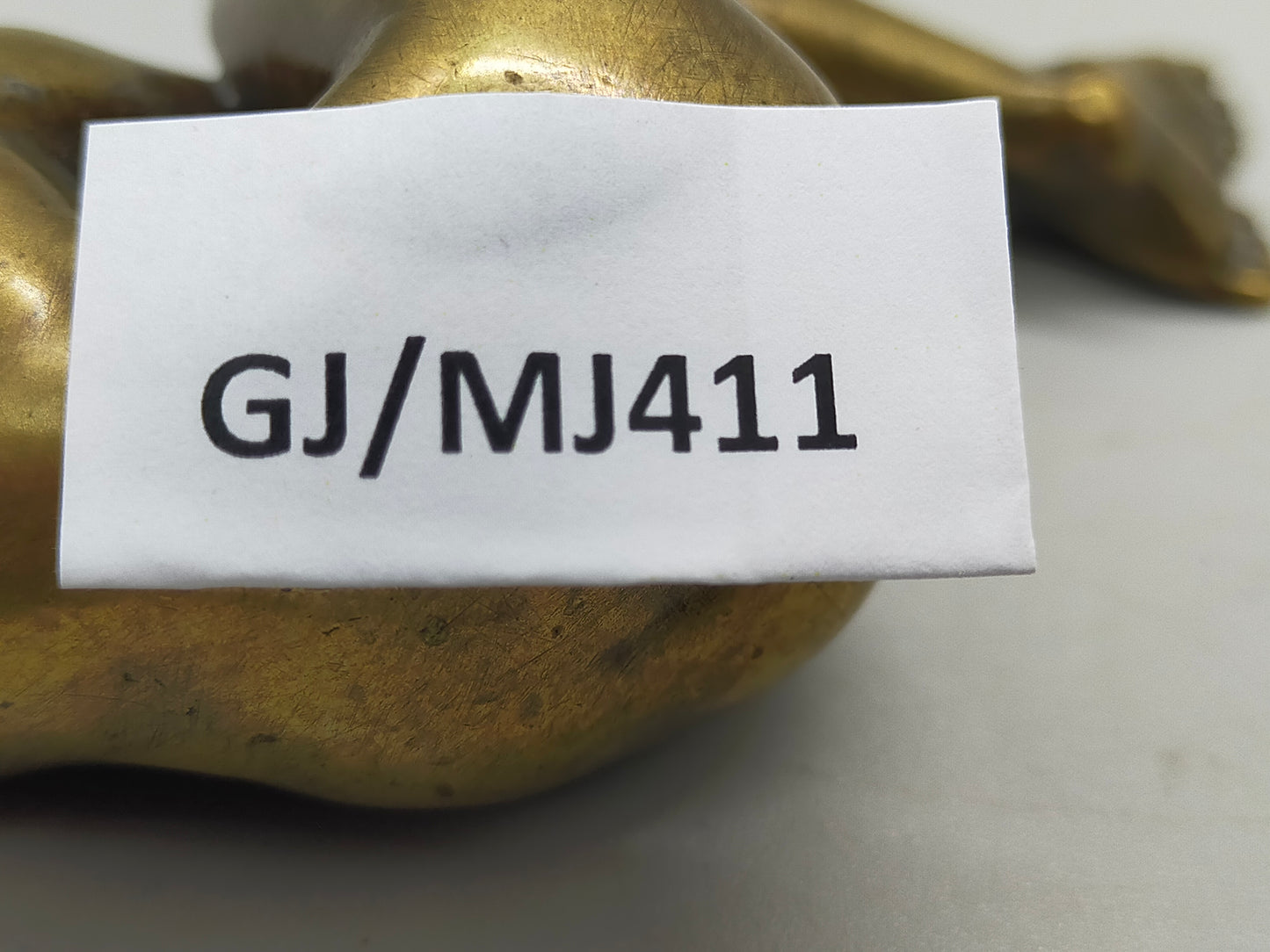 Kunstvolle Bronze Skulptur Liegender Weiblicher Akt im Modernen Stil