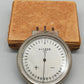 Antiquierter Scheitelwertmesser Optik Uhr