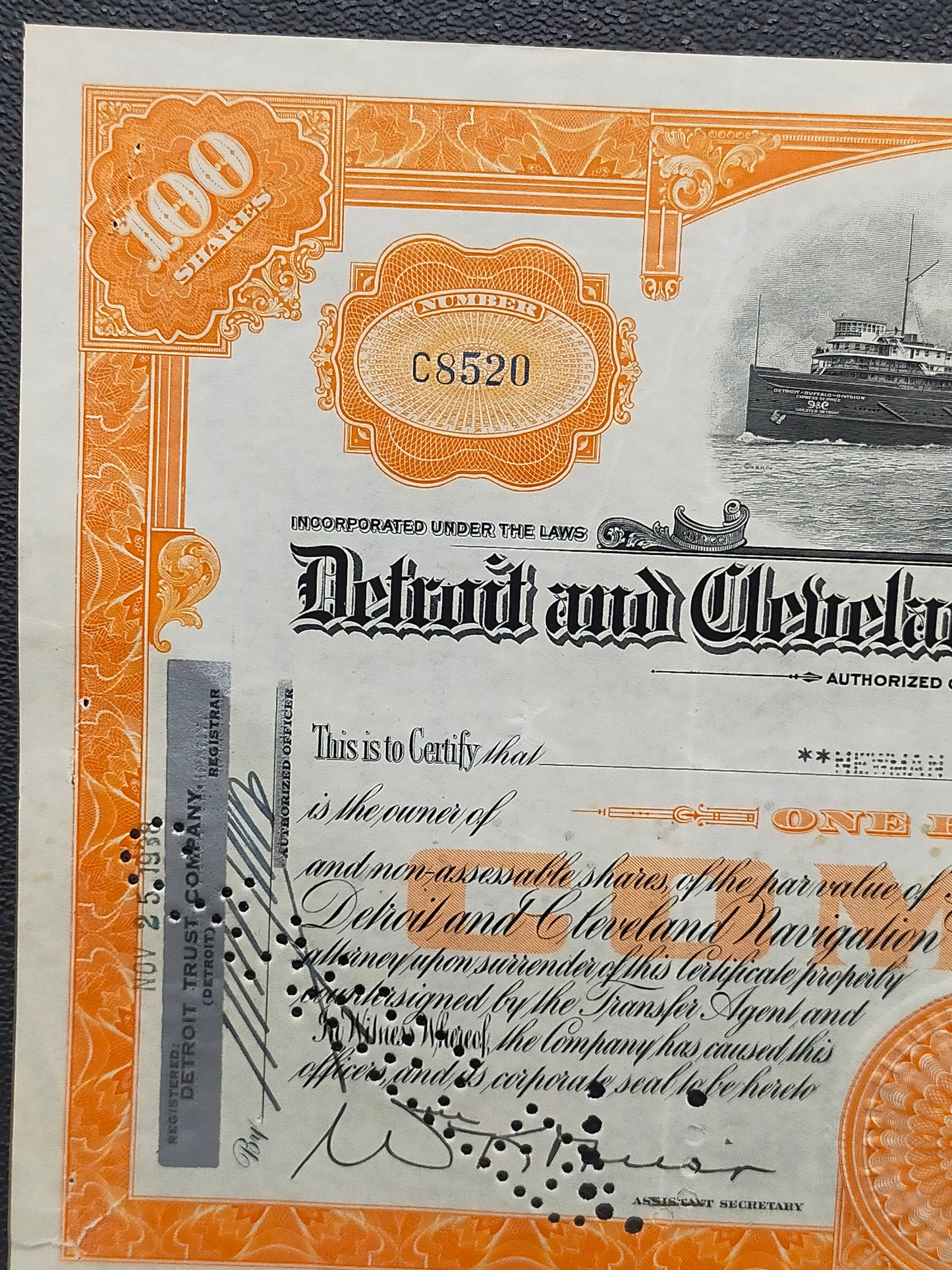 Historische Aktie Detroit and Cleveland Navigation Company 1938
