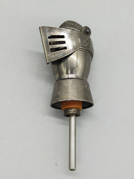 Vintage Flaschenausgießer Ritterhelm