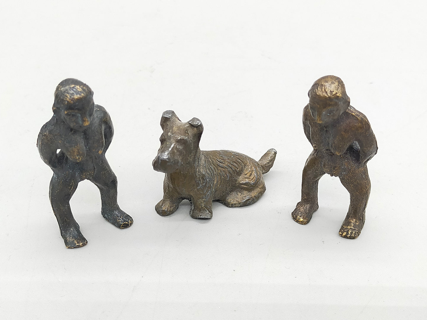 Antikes Bronze Figuren Set  2 Figuren und 1 Hund