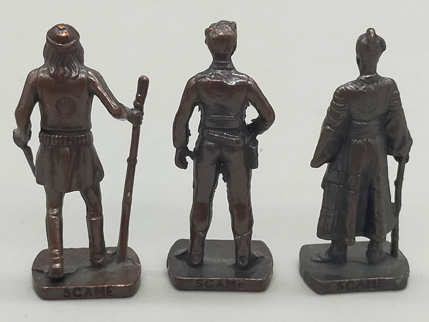 3 Vintage Bronze Figuren – Chato, Doc Holliday & Samurai 1