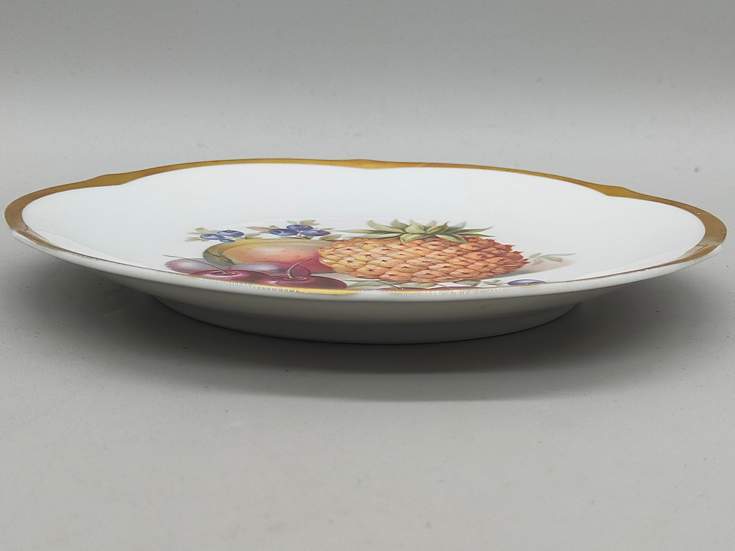 Schumann Porzellan Wandteller mit Fruchtmotiv Eleganter Goldrand