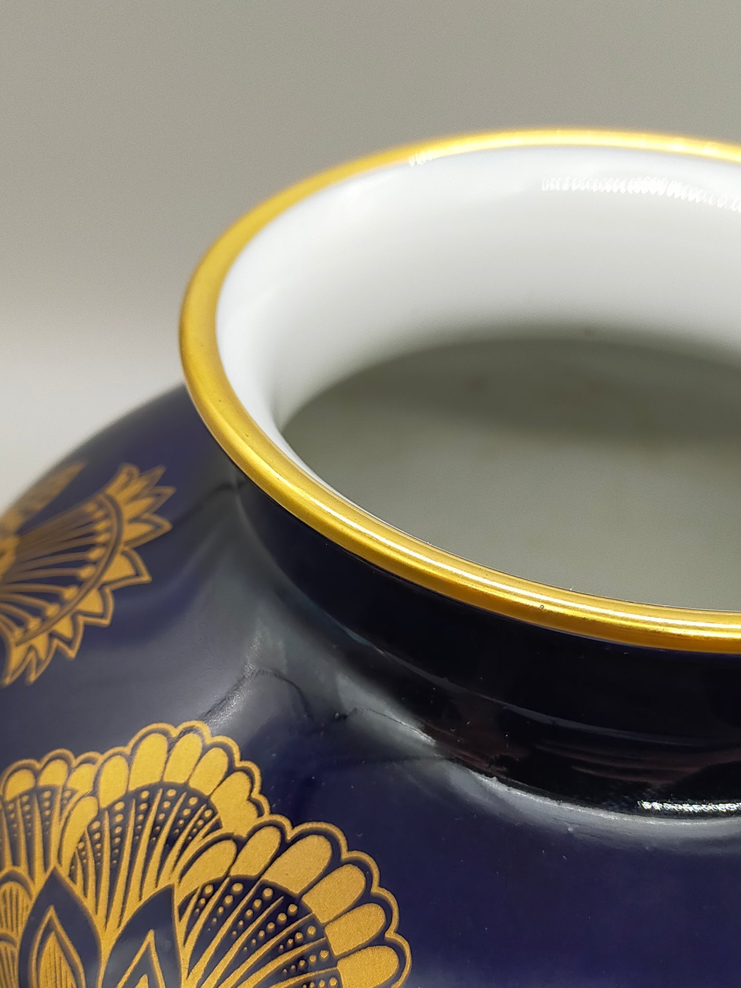 Edle Heinrich Germany Porzellan Vase – Echt Kobalt mit Golddekor