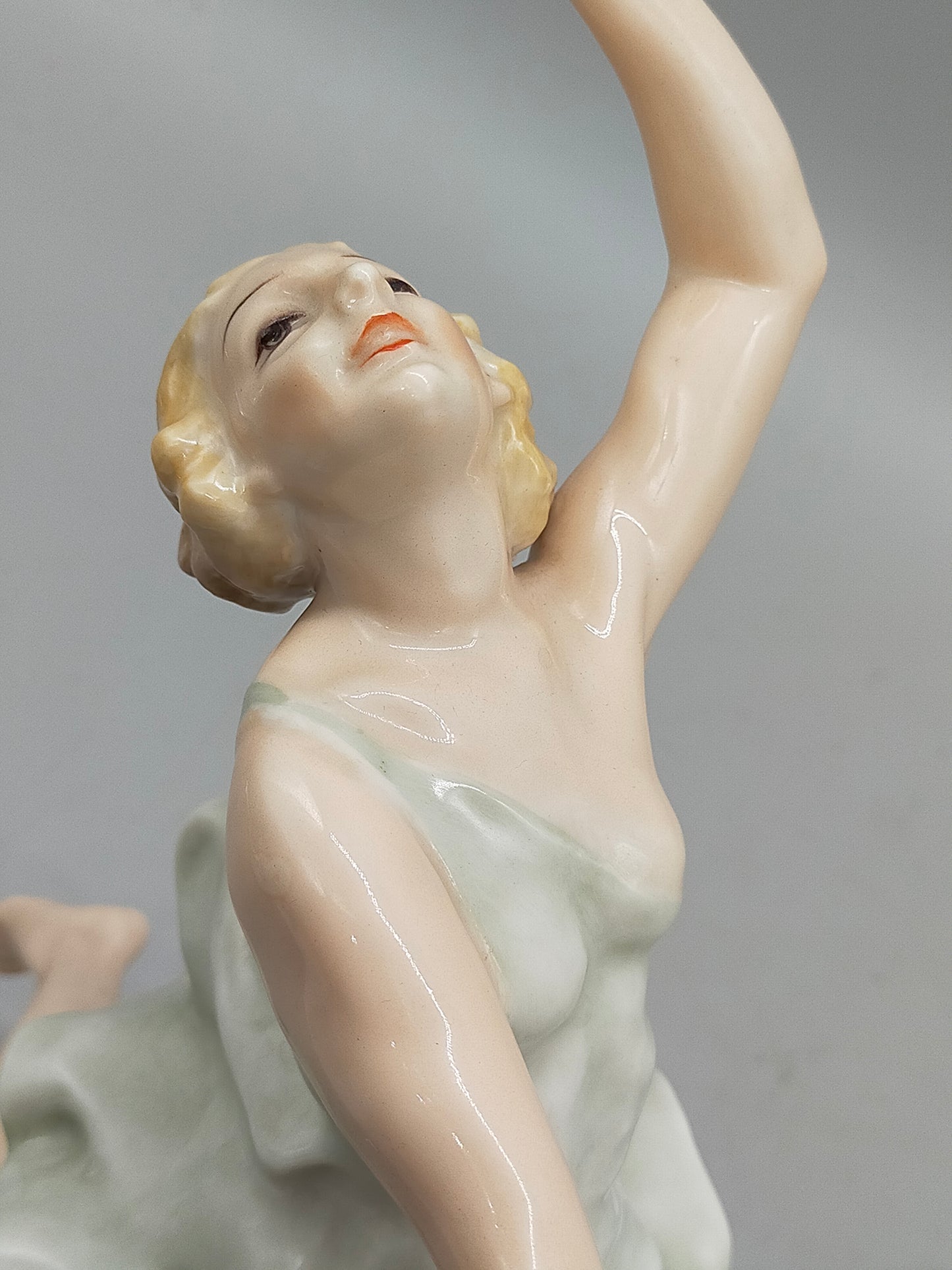 Elegante Hutschenreuther Porzellanfigur Maientanz