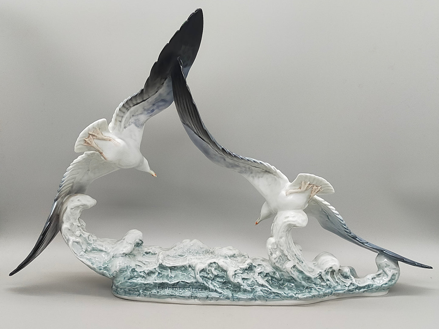 Rosenthal Porzellan Figur  Fliegende Möwen von F. Heidenreich