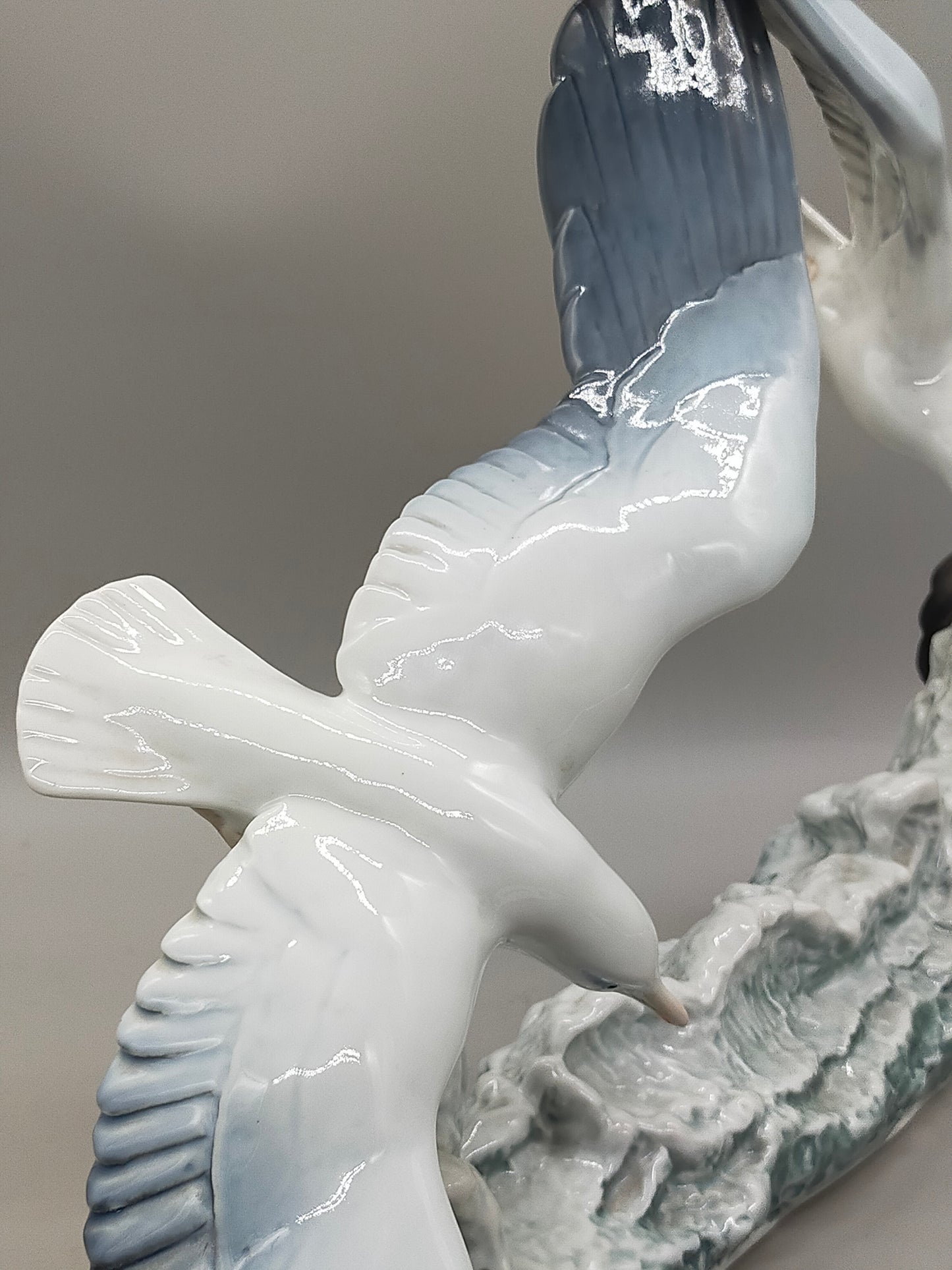 Rosenthal Porzellan Figur  Fliegende Möwen von F. Heidenreich