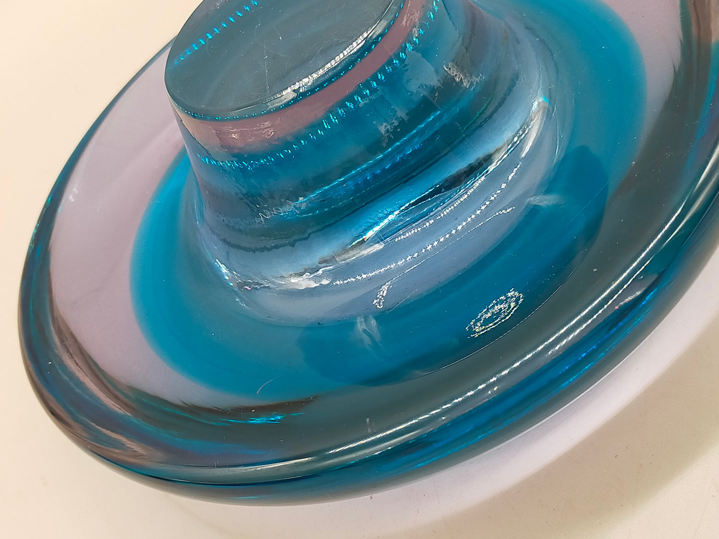 Exquisites Murano Glas Kunstobjekt  Stilvolle Kerzenhalter