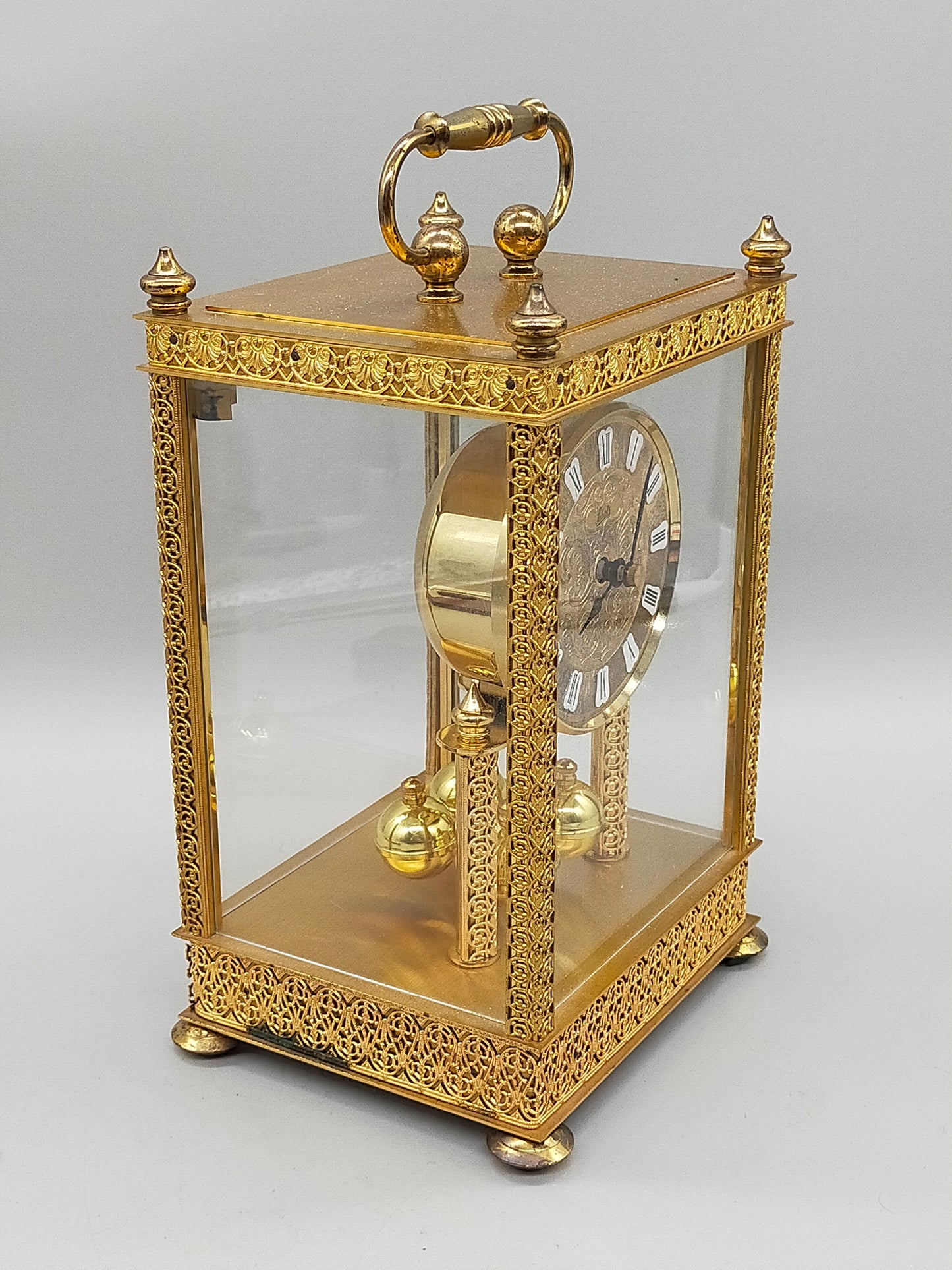 Prunkvolle Schatz Drehpendel Tisch Uhr Barock Stil aus Messing