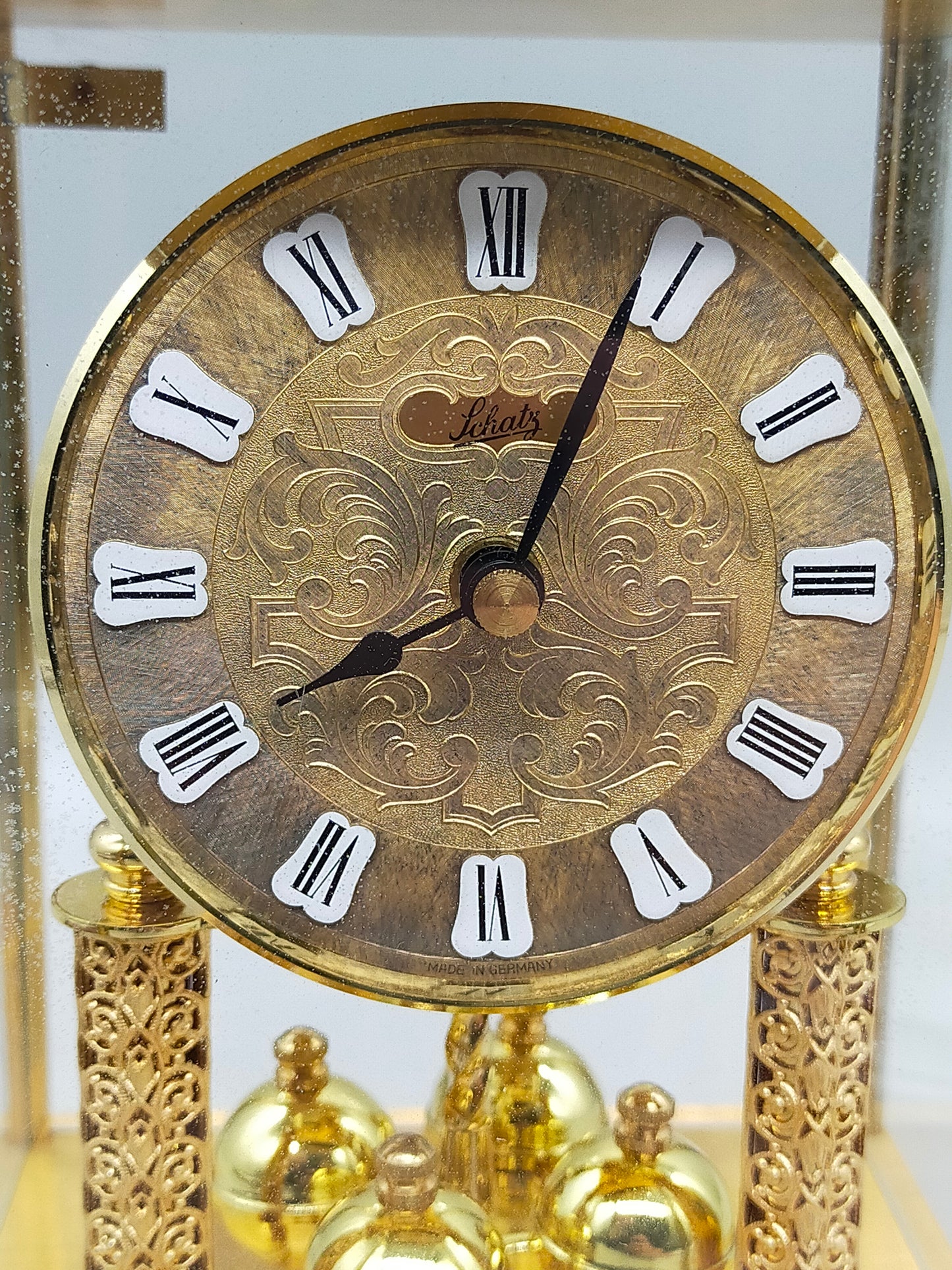 Prunkvolle Schatz Drehpendel Tisch Uhr Barock Stil aus Messing