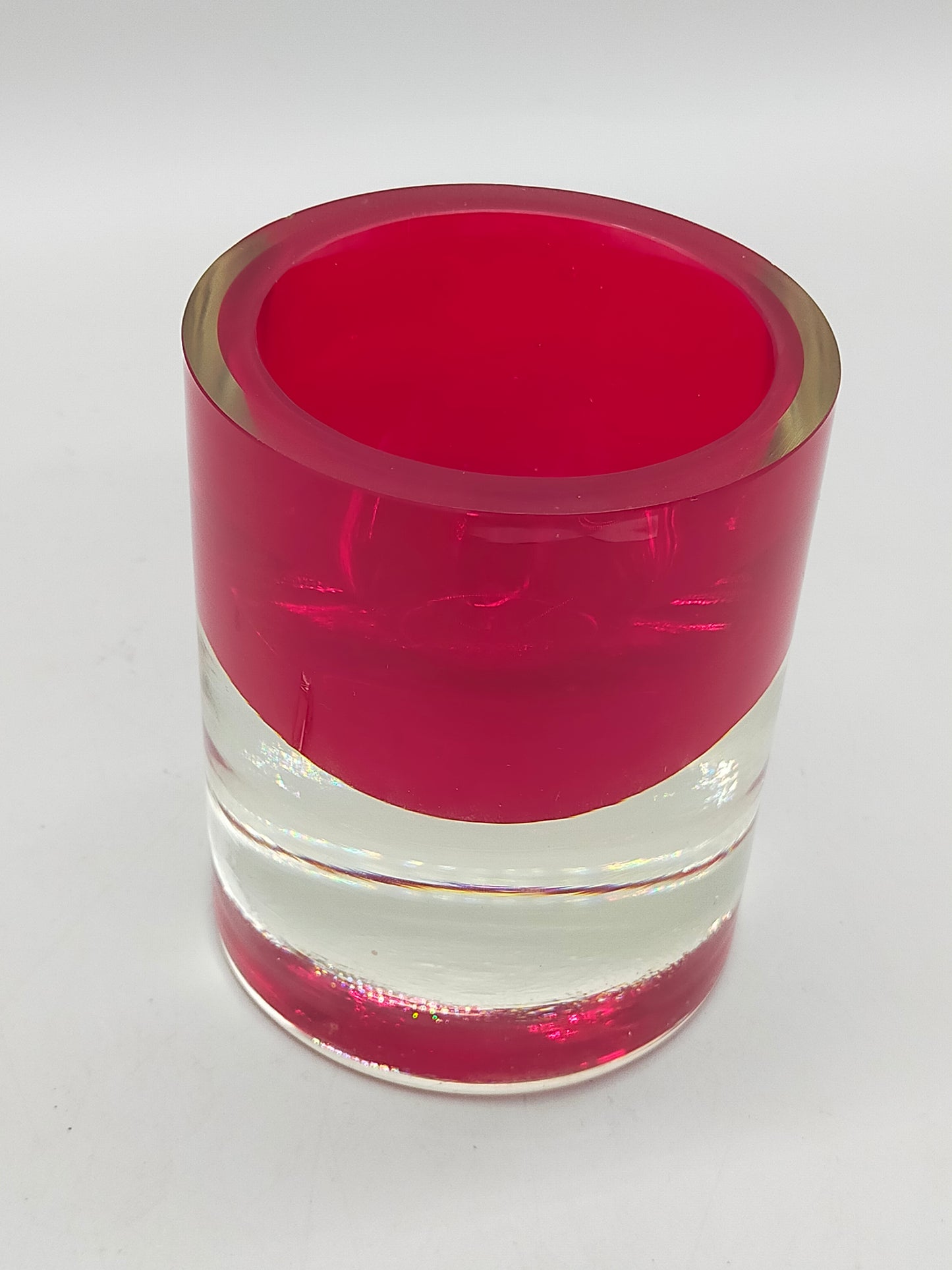 Stilvolles Murano Glaswindlicht Design in Beerenrot