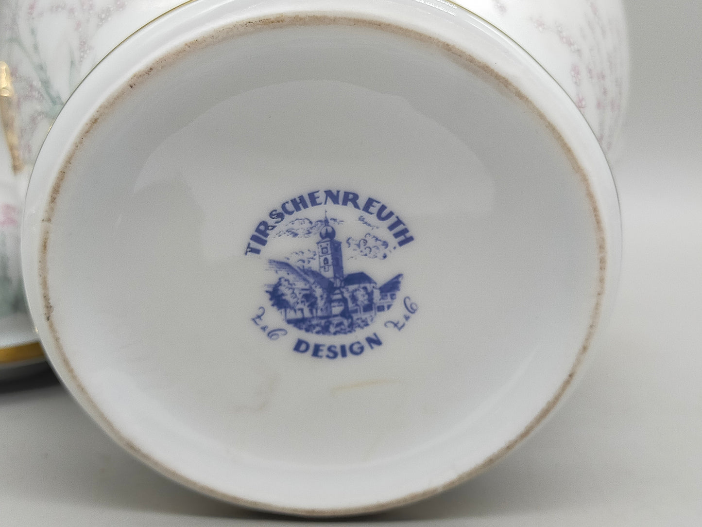 Elegante Tirschenreuth Porzellan Deckelvase Zartes Blütendesign