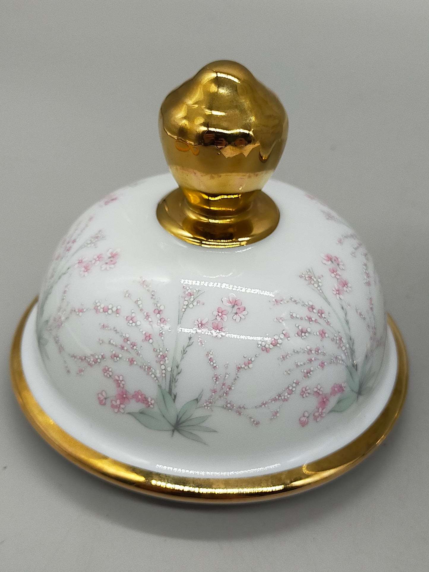 Elegante Tirschenreuth Porzellan Deckelvase Zartes Blütendesign