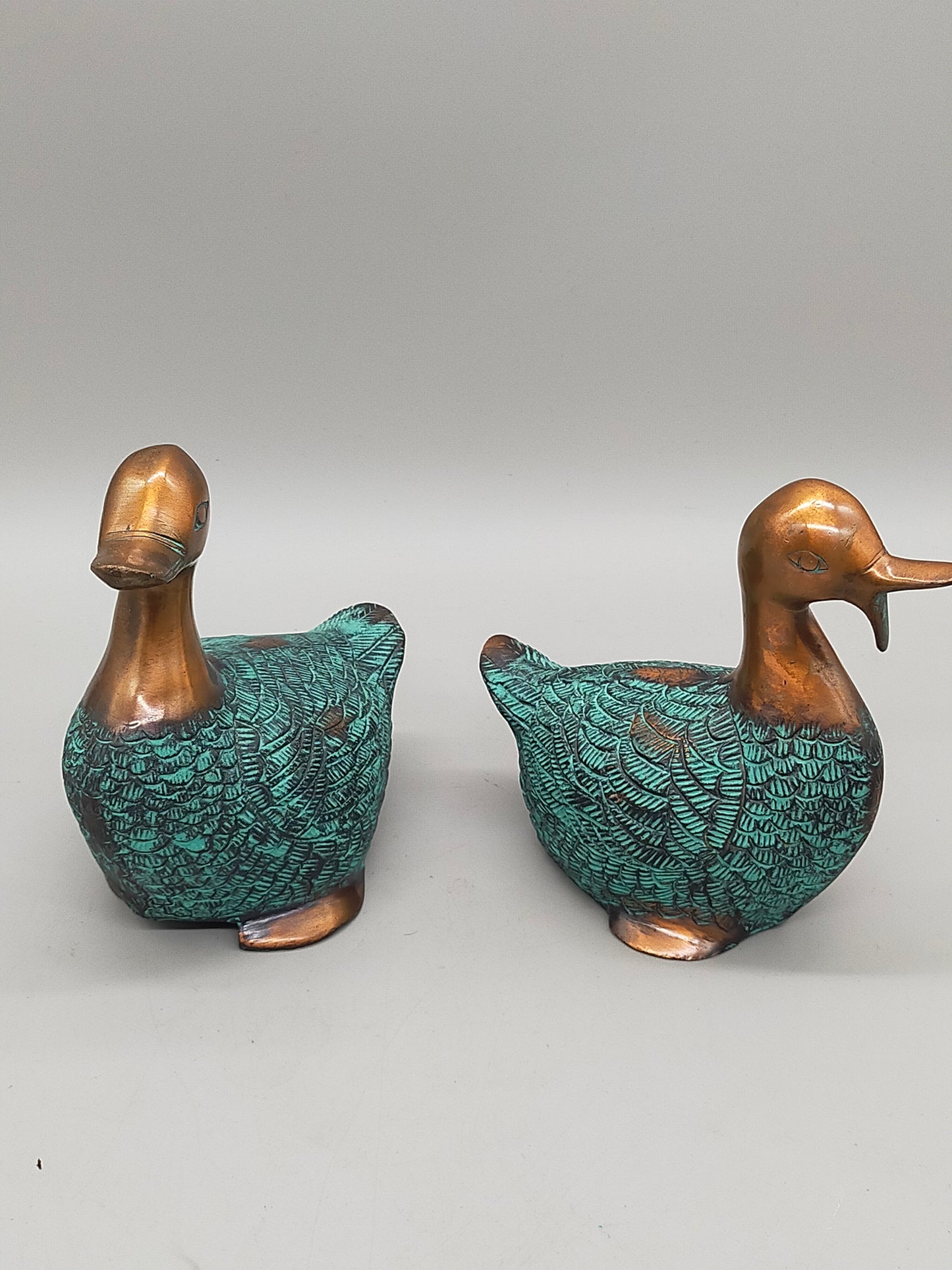 Deko Enten Figuren aus Bronze Kunstvolle Entenpaare