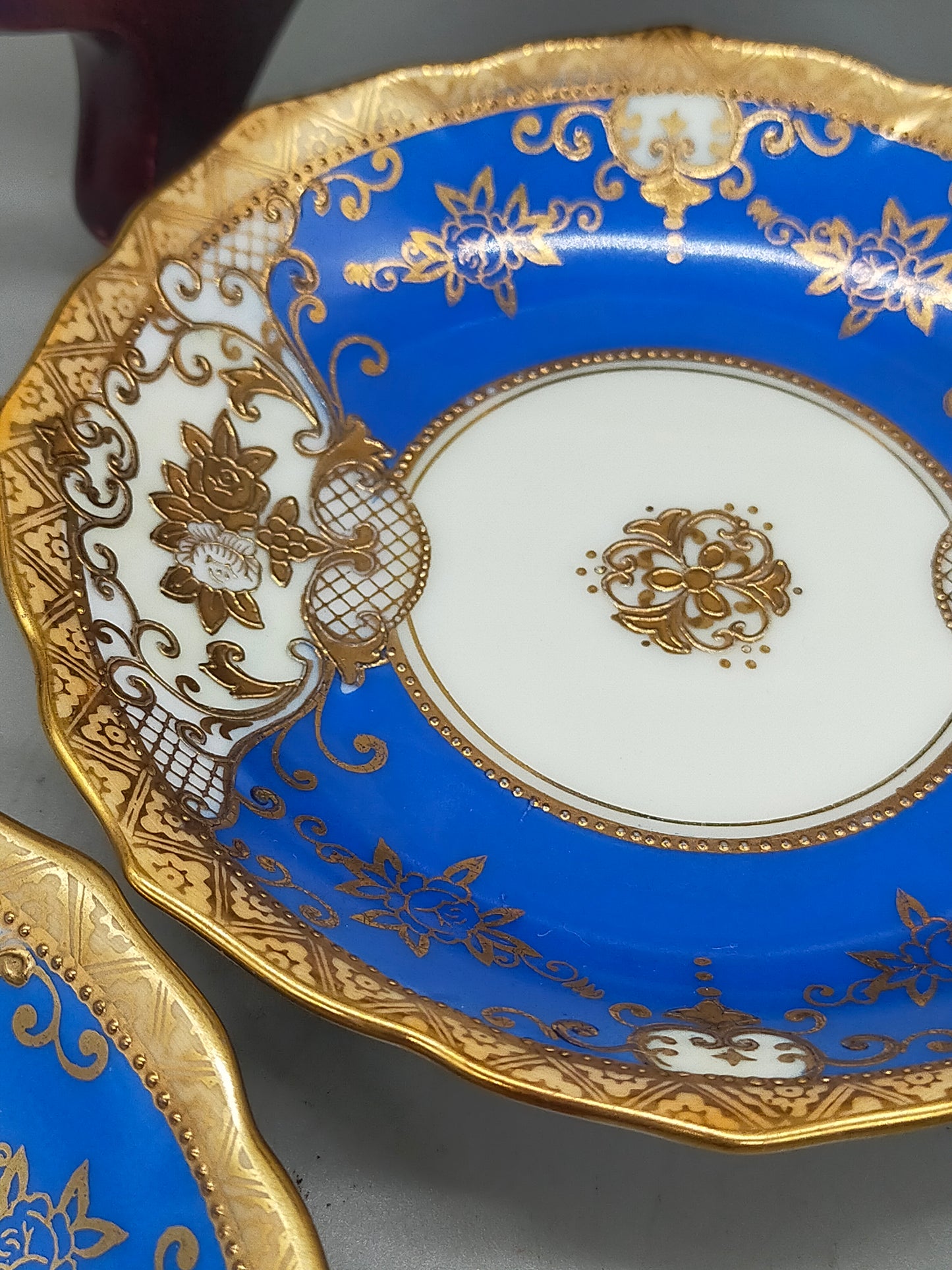 Antikes Porzellan Set Blau Golddesign – 6