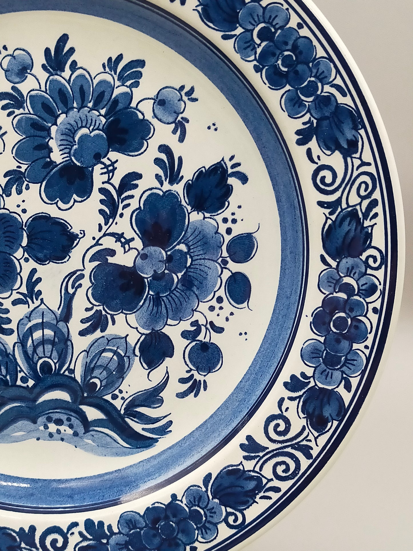 Zwei Delft Wandteller Klassisch Blau-Weiß