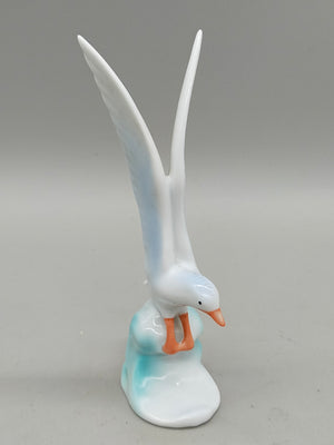 Hollóháza Porzellan Figur Möwe Handbemaltes