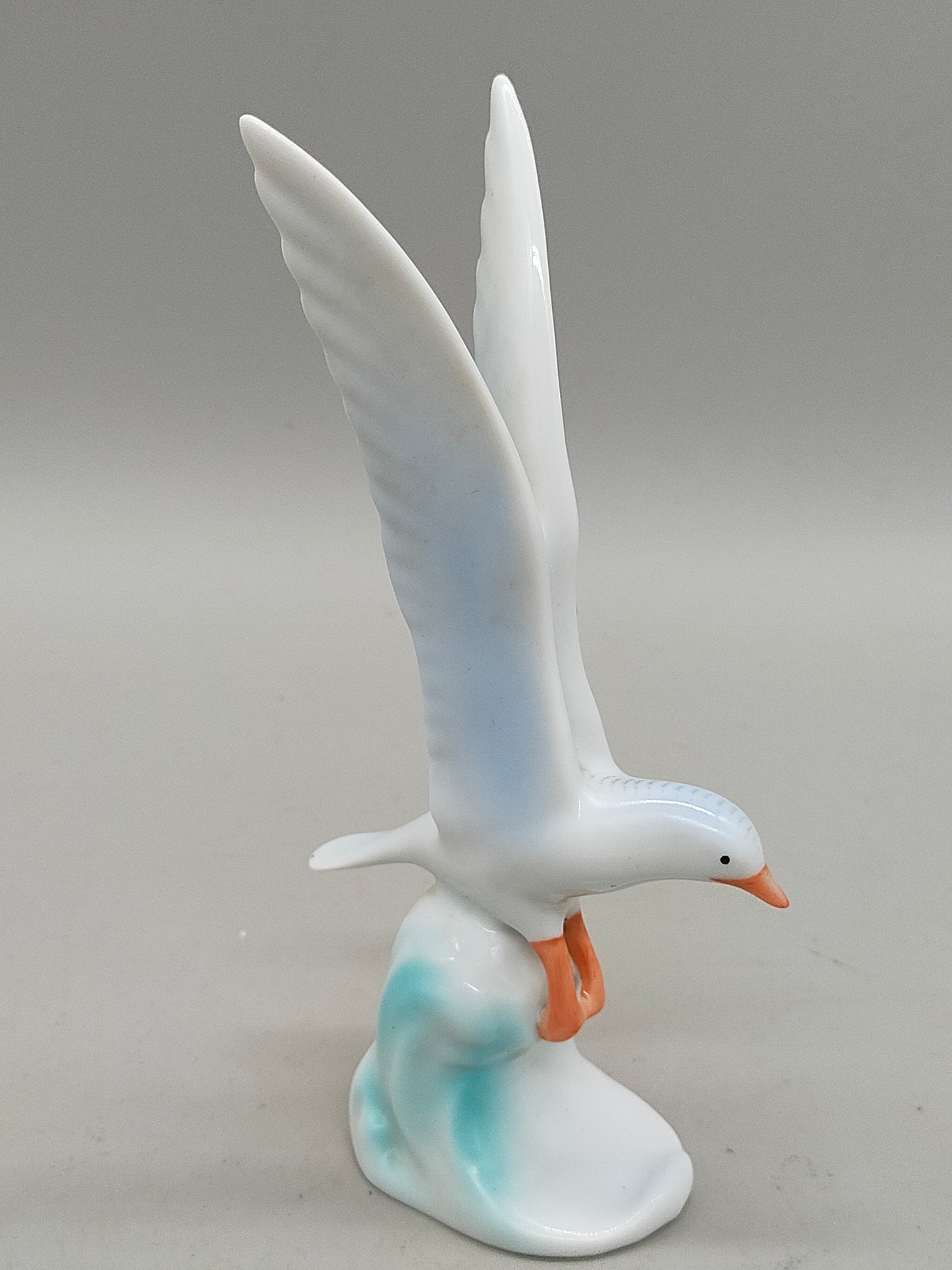 Hollóháza Porzellan Figur Möwe Handbemaltes