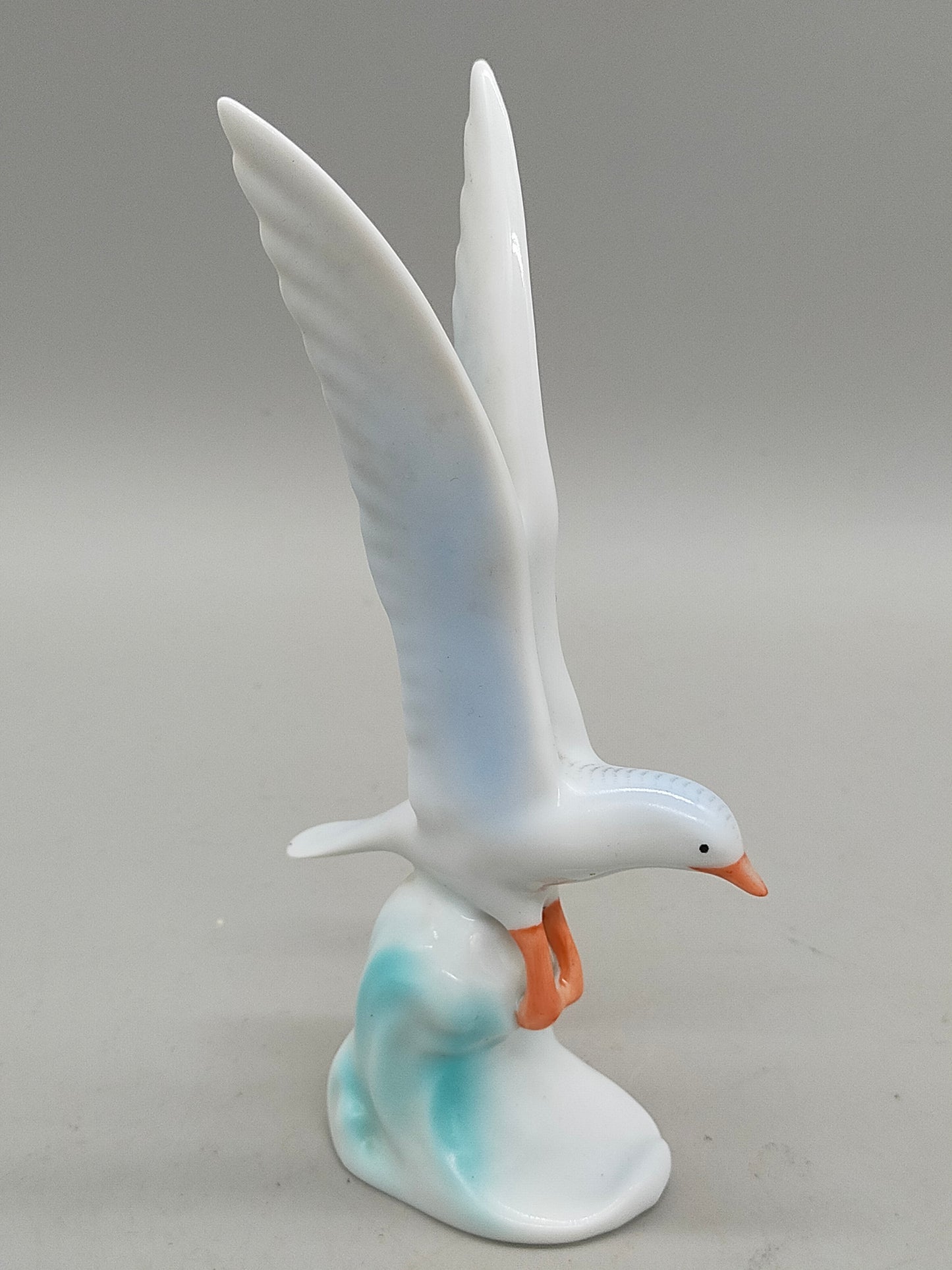Hollóháza Porzellan Figur Möwe Handbemaltes