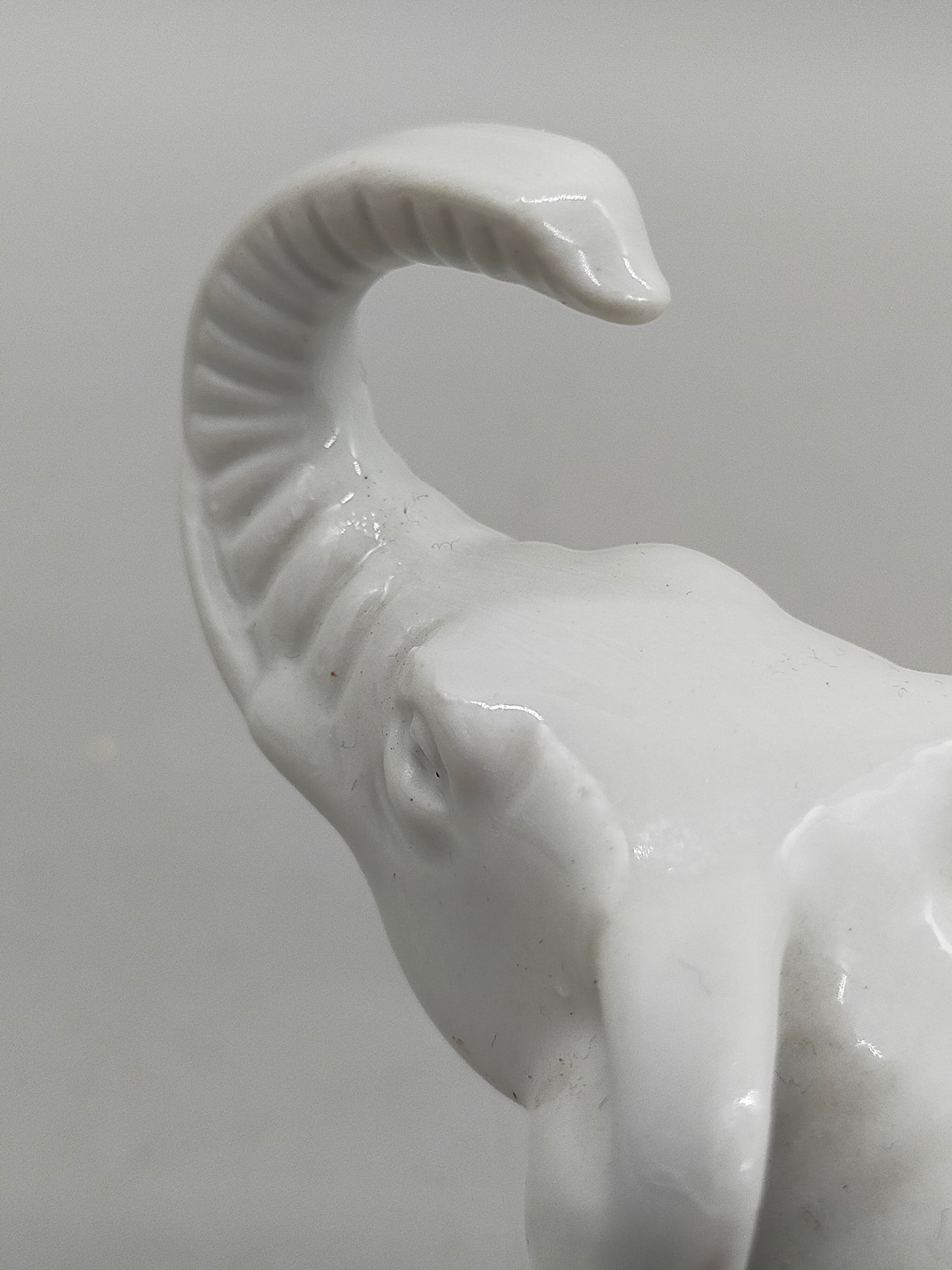Klassische GDR Porzellan Elefant Figur