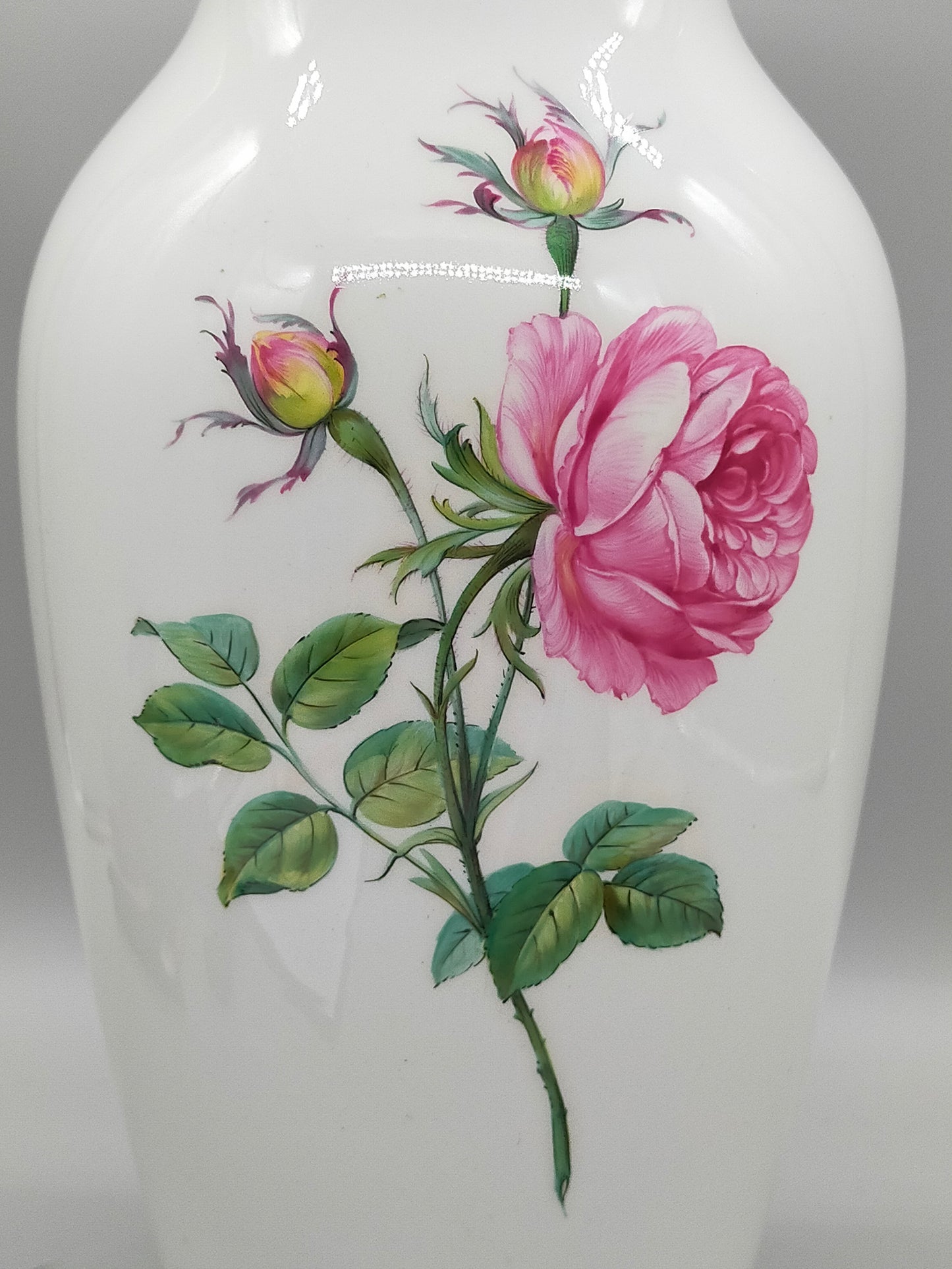 KPM Berlin Porzellan Vase mit Rosen Dekor und Goldrand