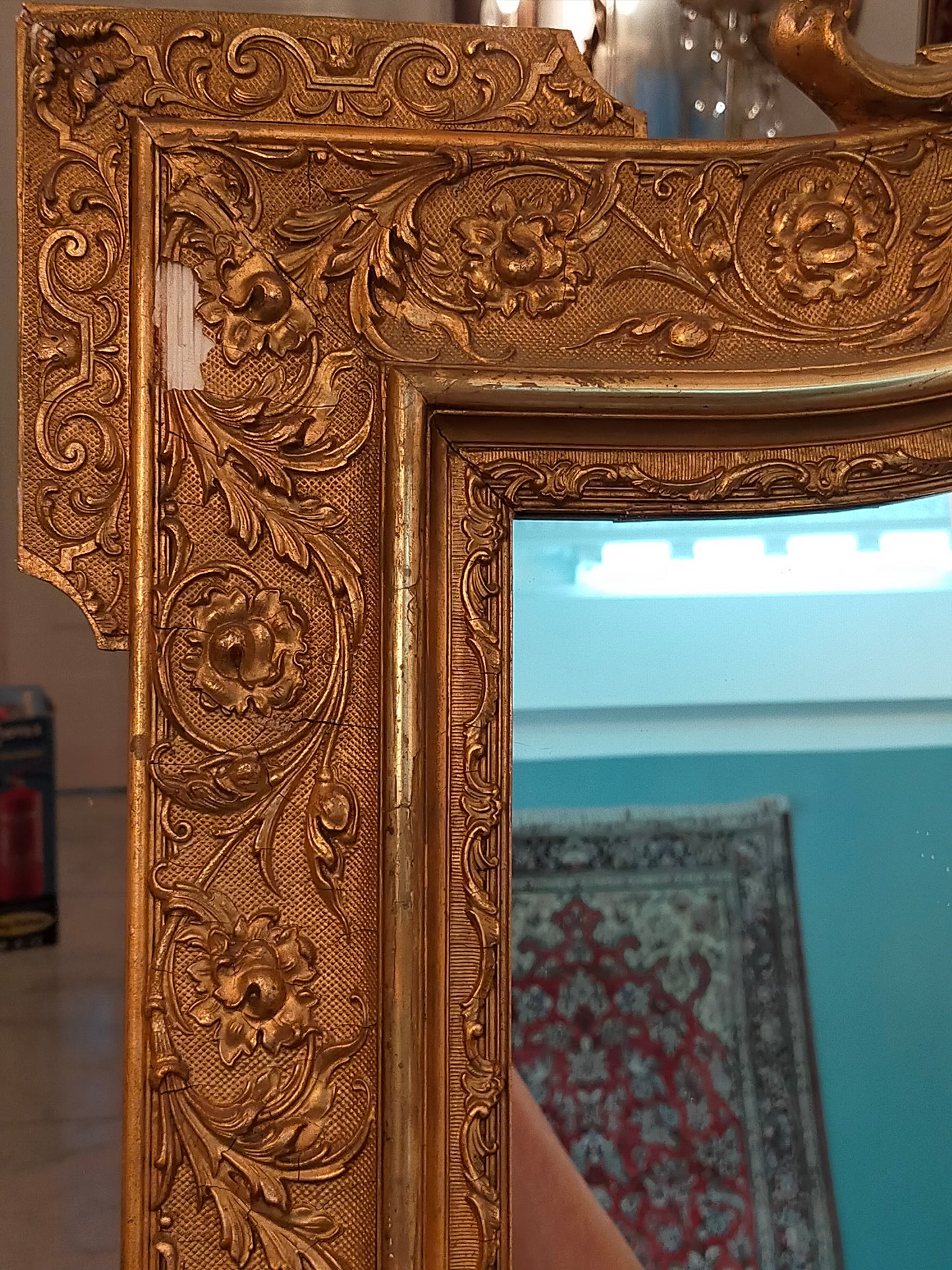Prunkvoller Barock Wandspiegel Goldener Prachtrahmen