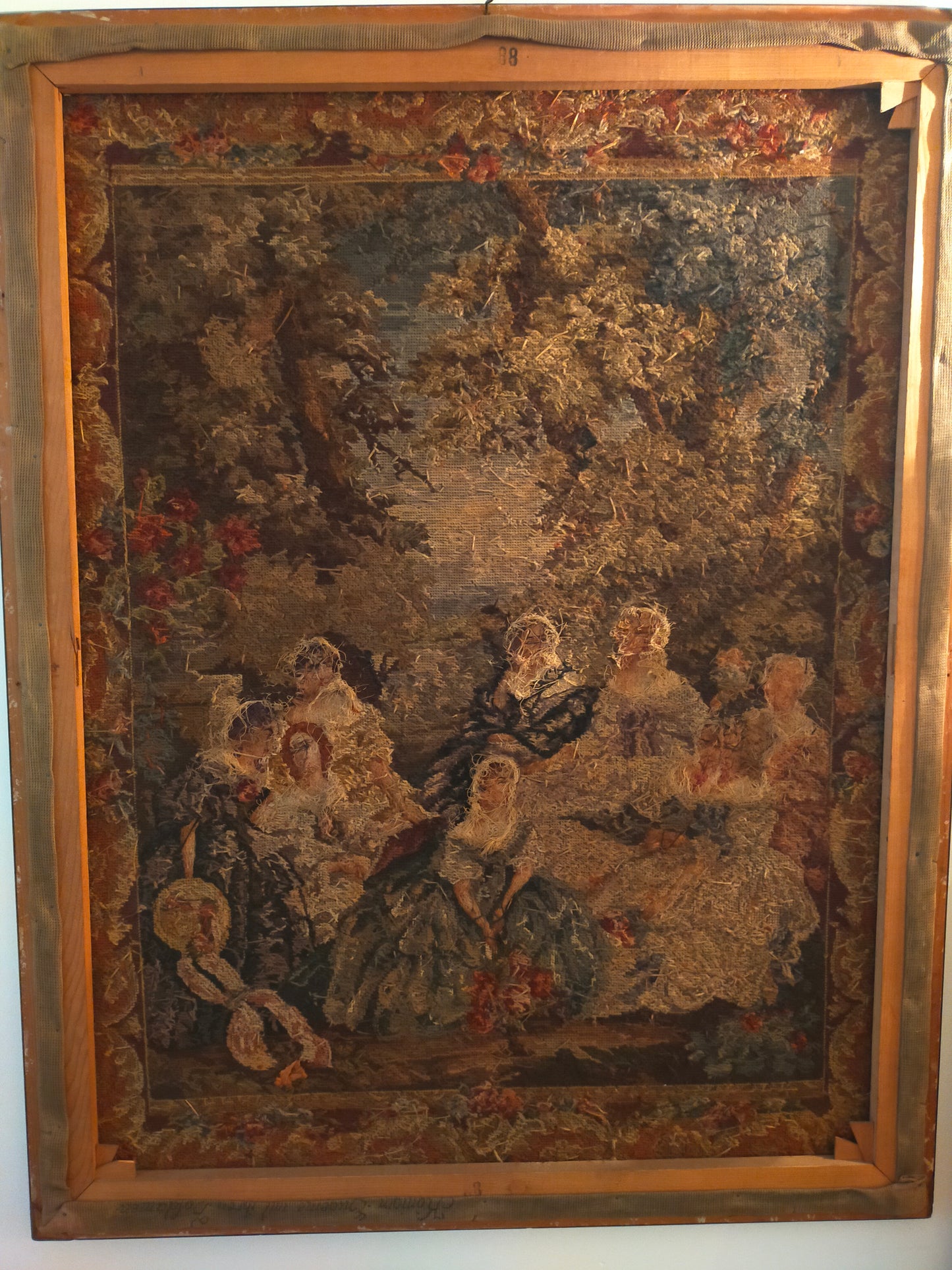 Großer Wandgobelin Elegante Damengesellschaft
