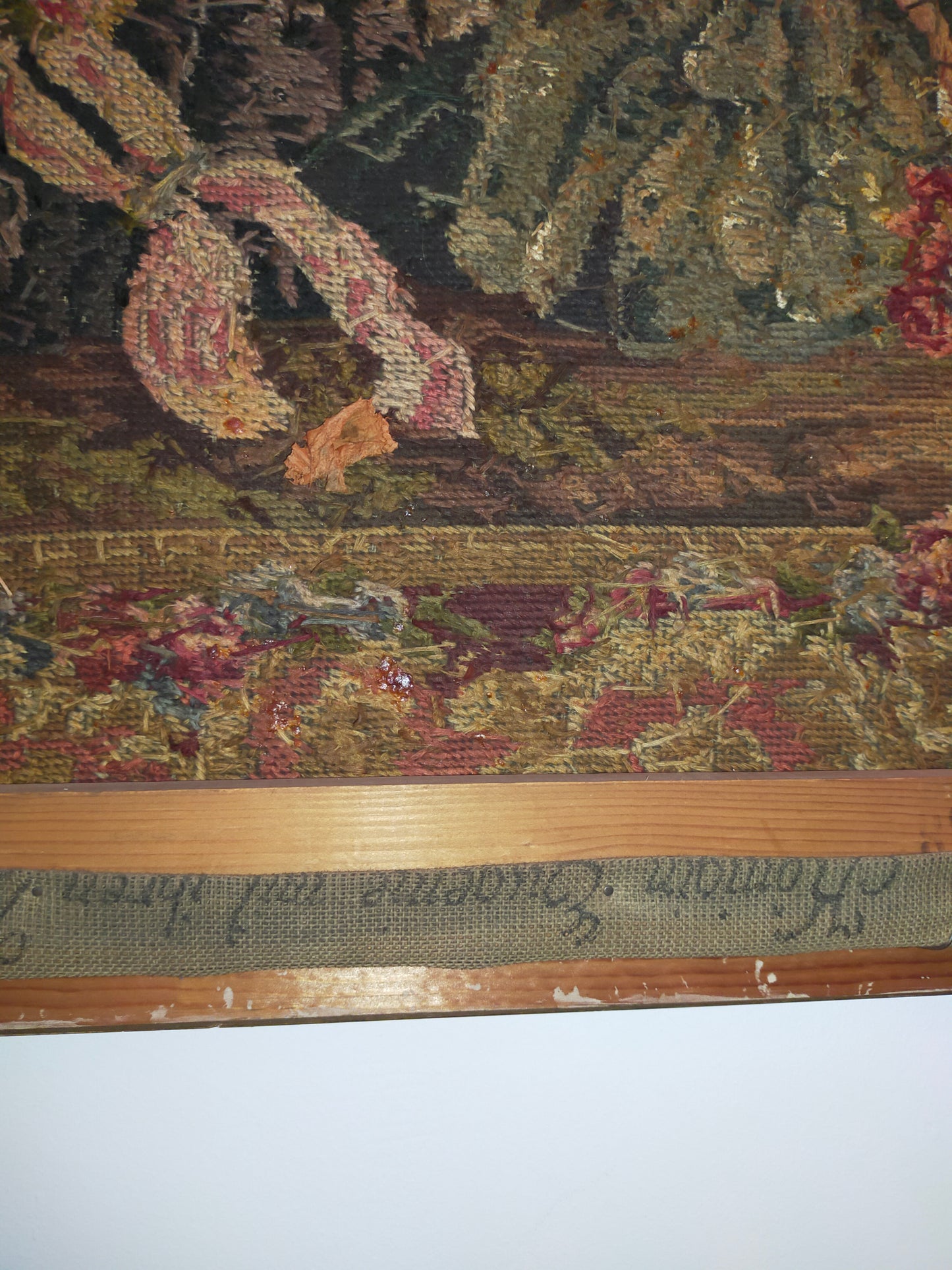 Großer Wandgobelin Elegante Damengesellschaft