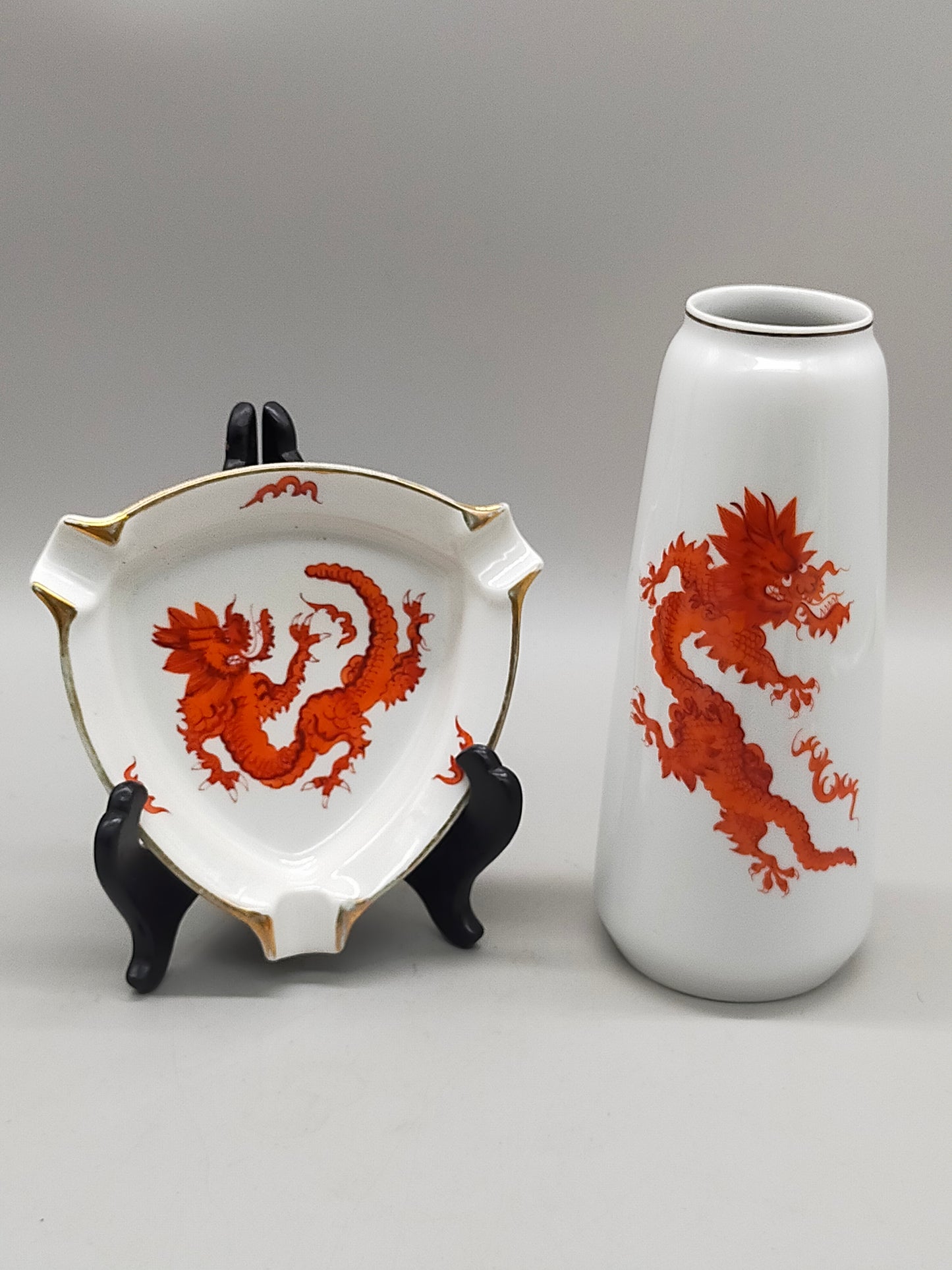 PGH Meißen Porzellan Set Roter Ming Drache mit edlem Goldrand