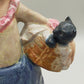 Keramik Figur Mädchen mit Katze Handbemalte Vintage Dekoration