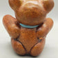 Original THUN Keramik Teddy Bär mit blauer Schleife