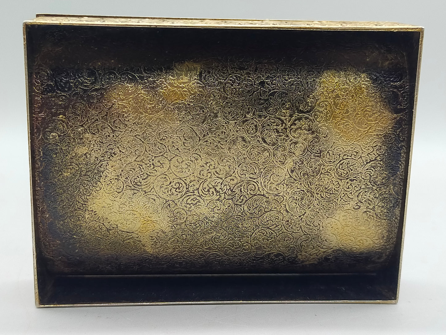Antike Schatulle mit Ornamenten Vintage Messingdose
