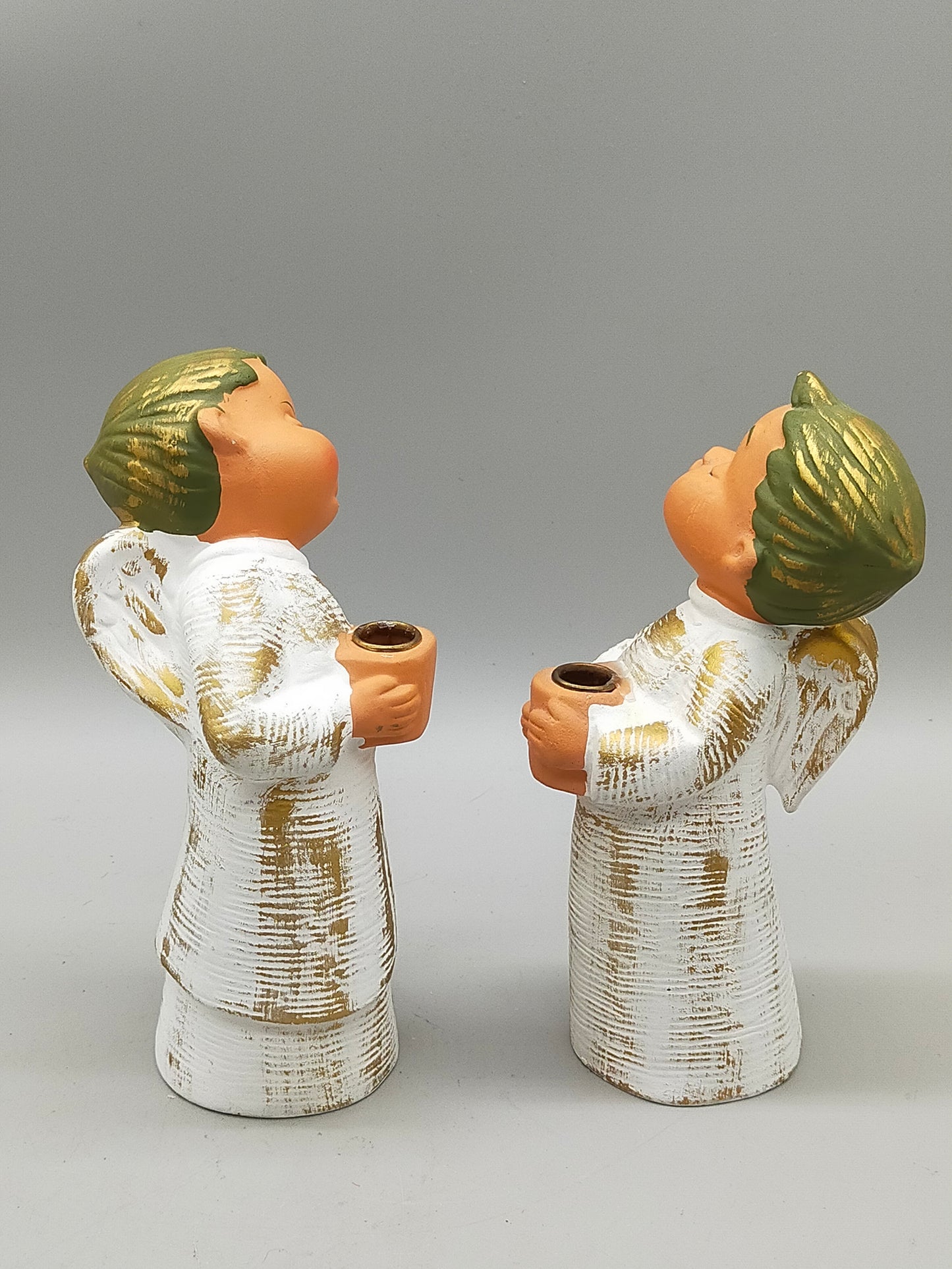 Zwei charmante Engel Figuren als Kerzenhalter