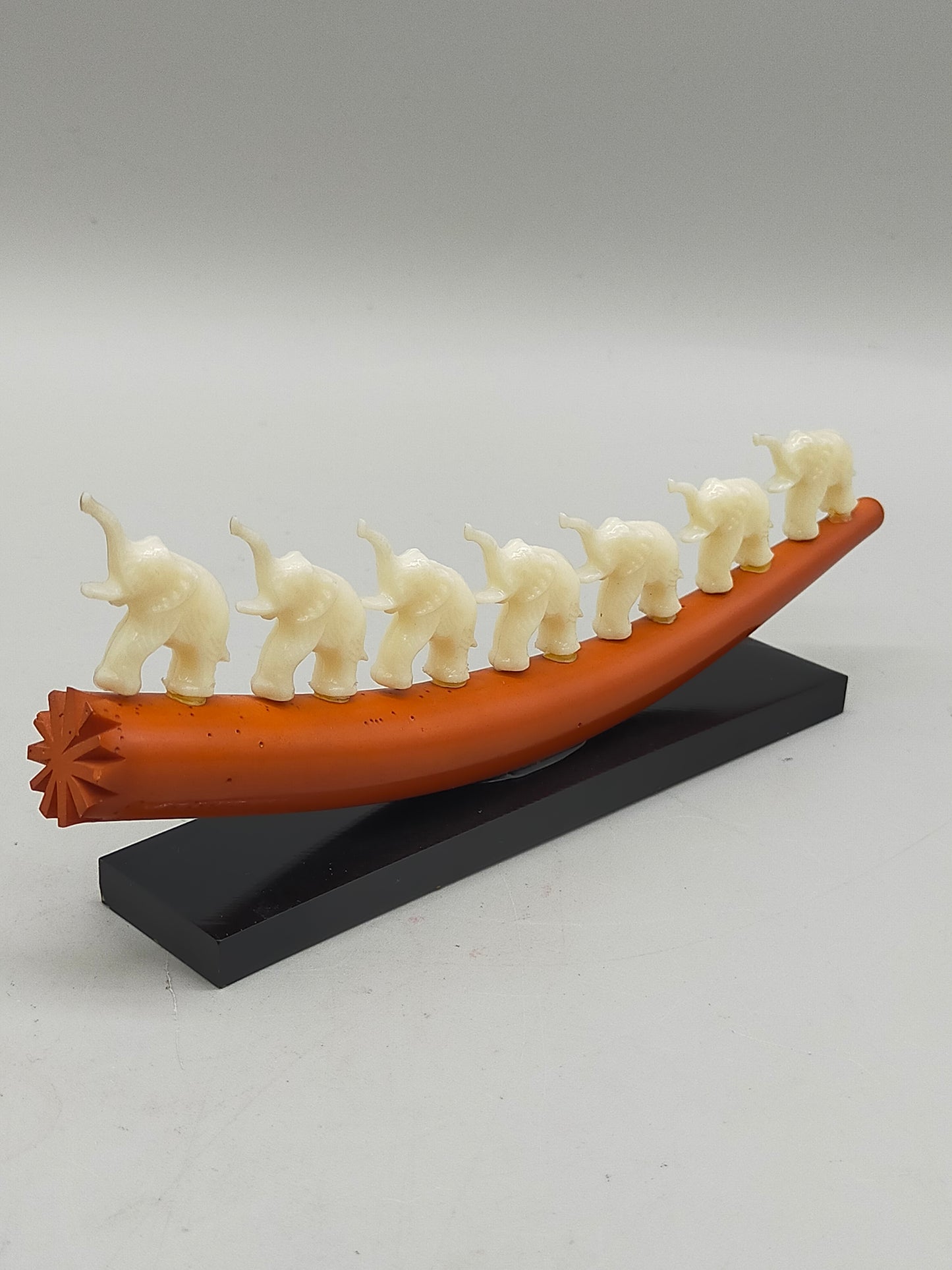 Asiatische Elefanten Karawane Skulptur