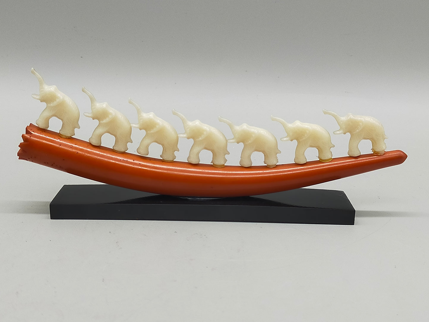 Asiatische Elefanten Karawane Skulptur