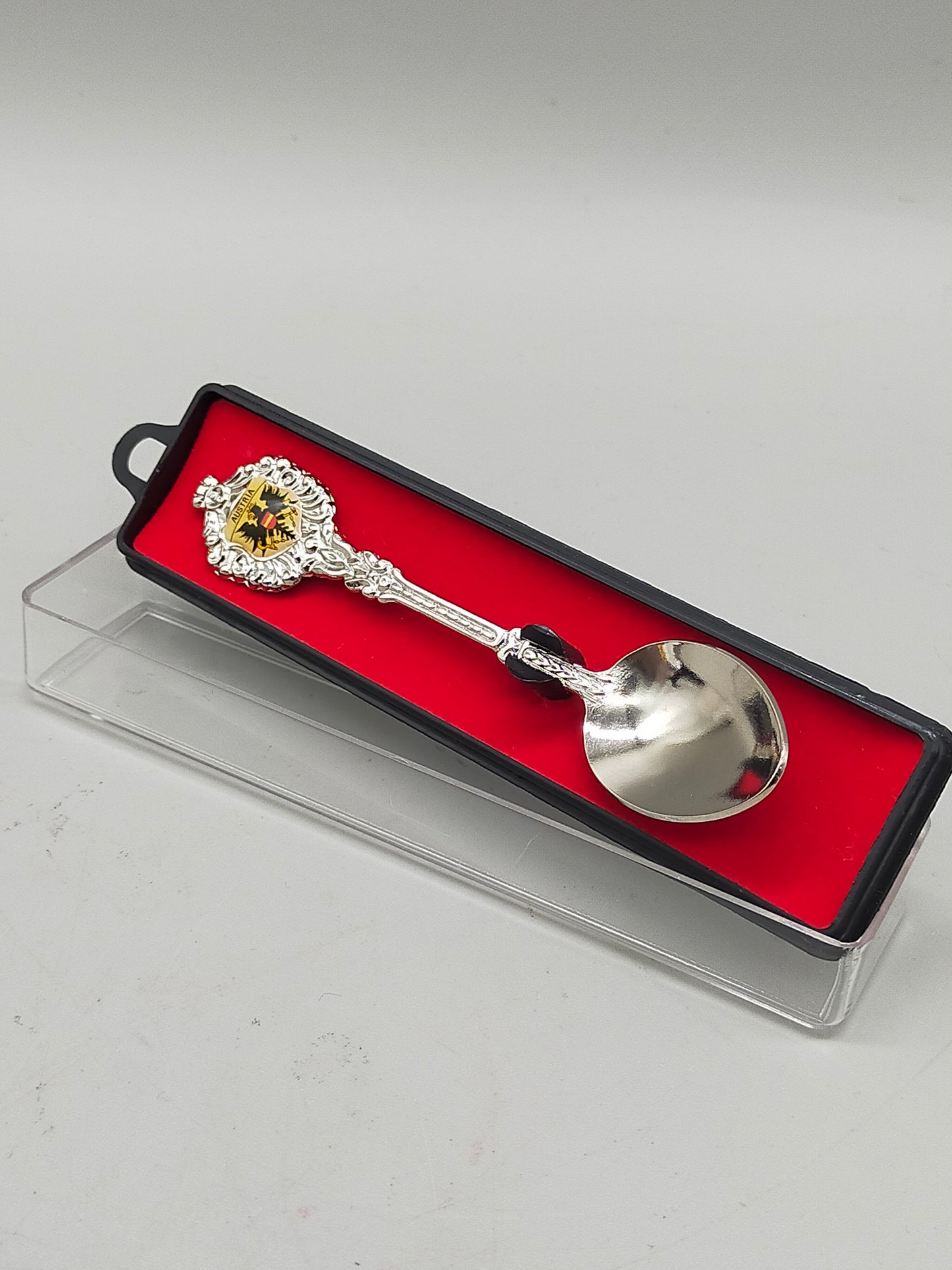 Edler Österreich Souvenirlöffel mit Wappen Elegantes Design