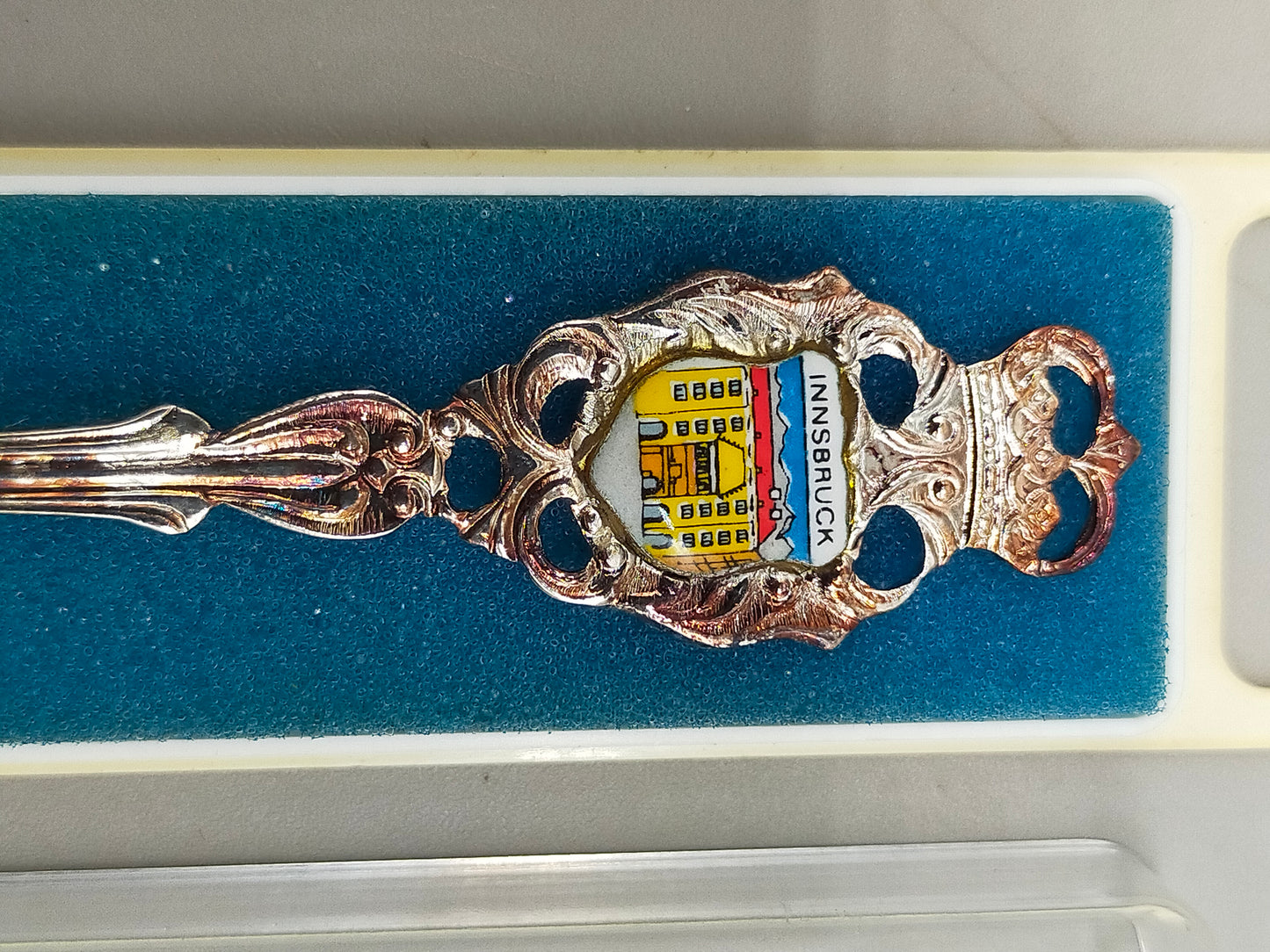 Silberner Souvenirlöffel Innsbruck Echt Versilbert mit Emaille-Wappen