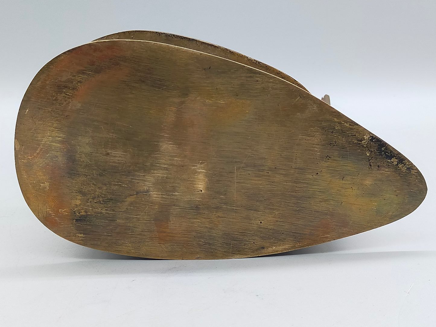 Antikes Messing Bügeleisen mit Holzgriff