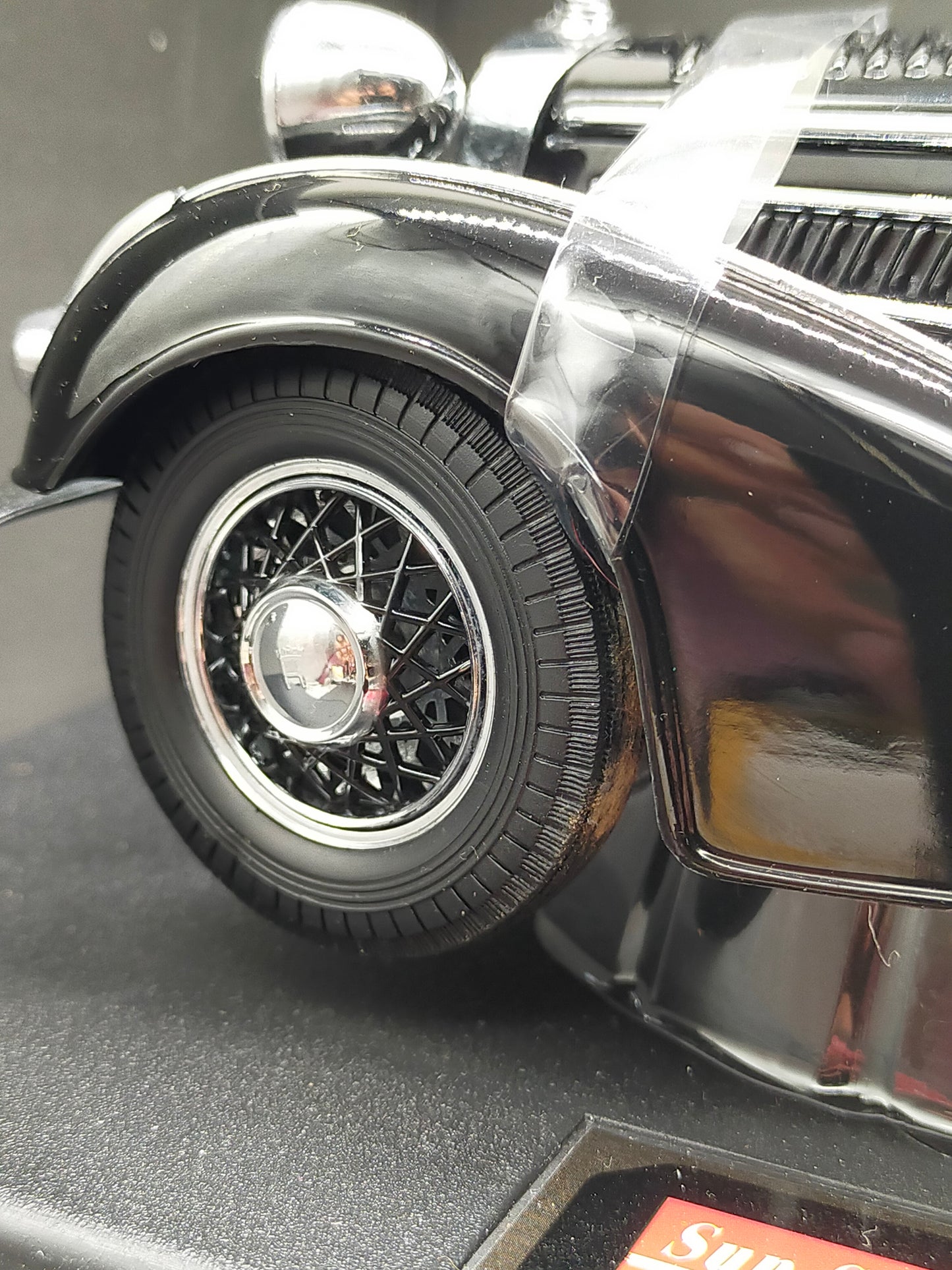 Sun Star 1939 Horch 855 Roadster Modellauto