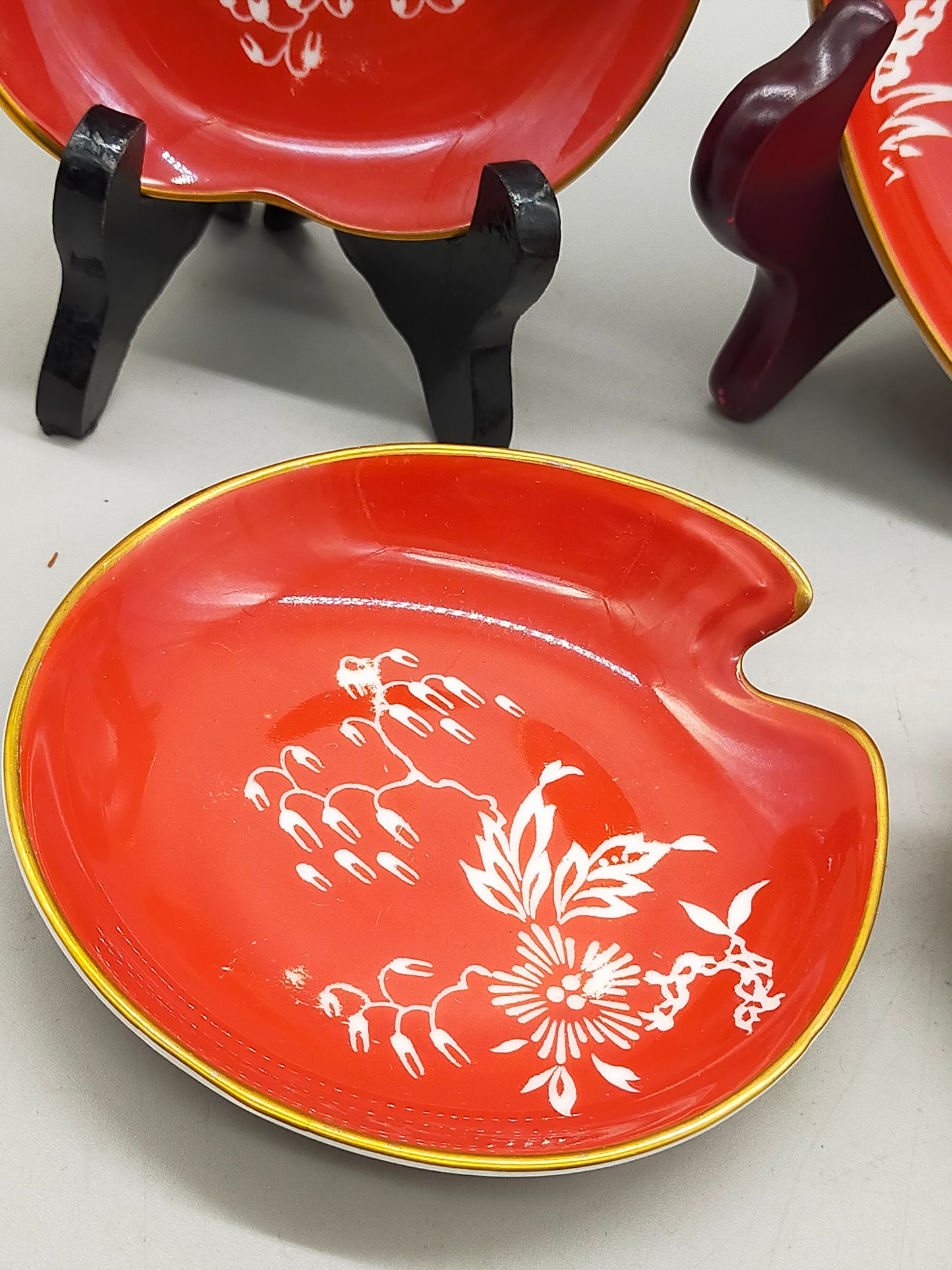C.T. Hutschenreuther Arzberg Porzellan Set Roter Kranich & Goldrand