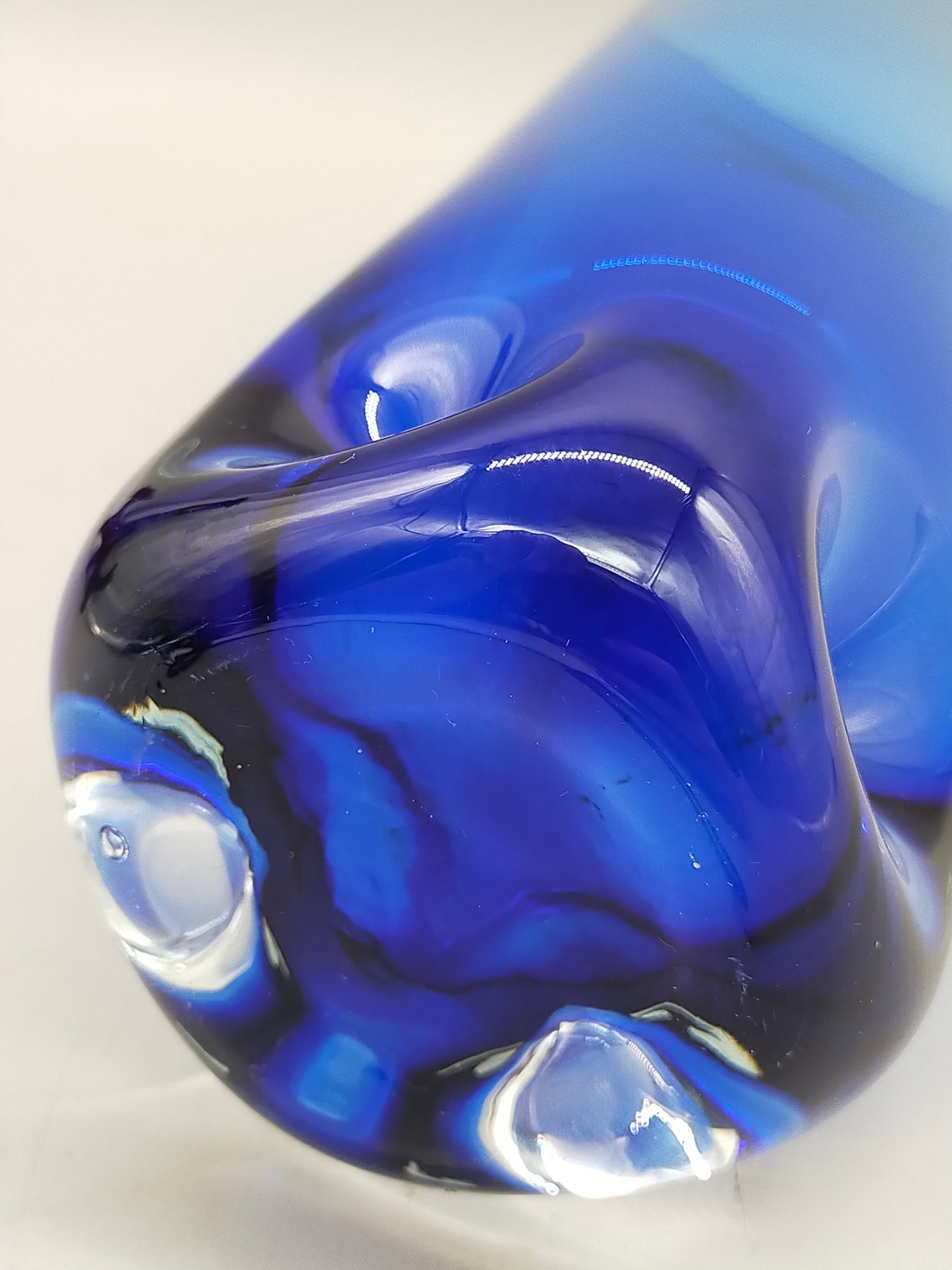 Edle Ingridglas Glas Vase Blaues Kunstglas der Serie Lord Nelson