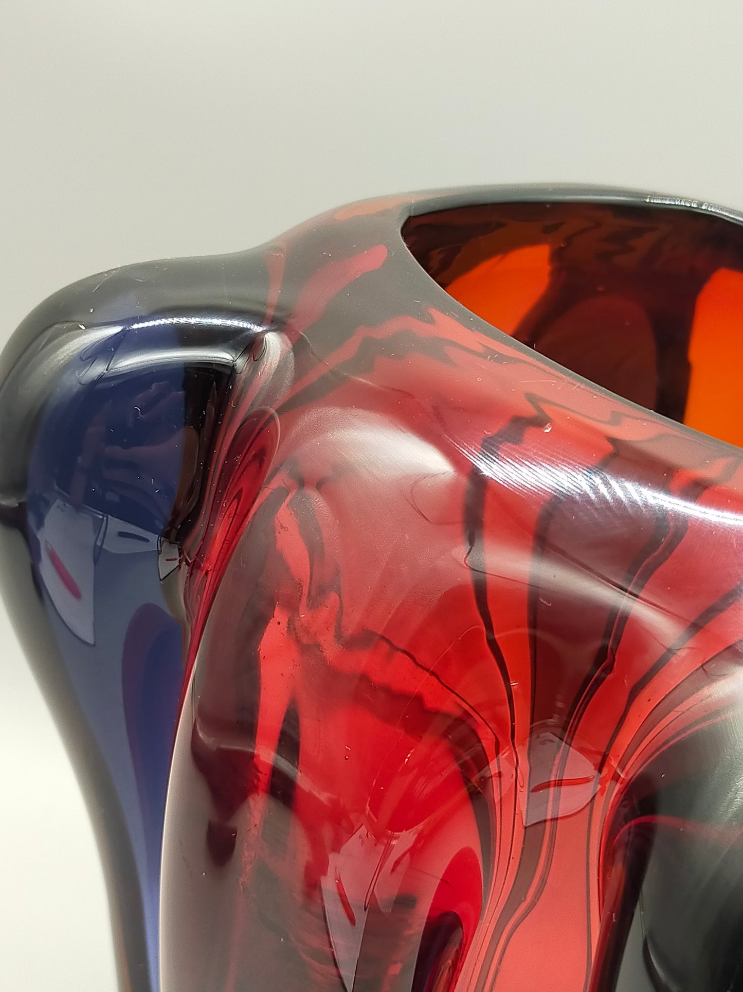 Exklusive Murano Glas Vase von Salviati Rotes Kunstglas aus Italien