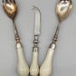 Vintage Servierbesteck Set Elegante Griffe im Barock Stil