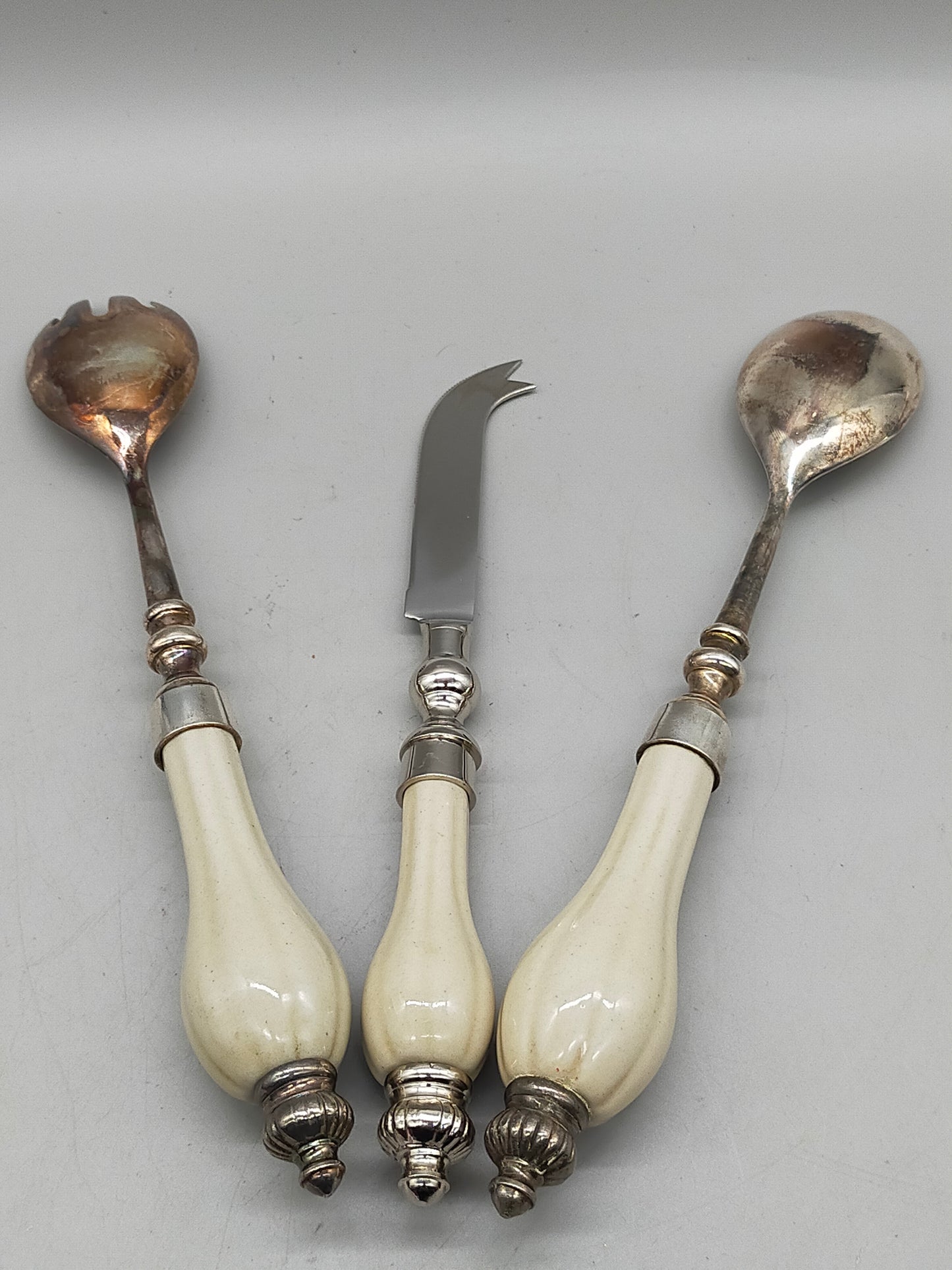 Vintage Servierbesteck Set Elegante Griffe im Barock Stil