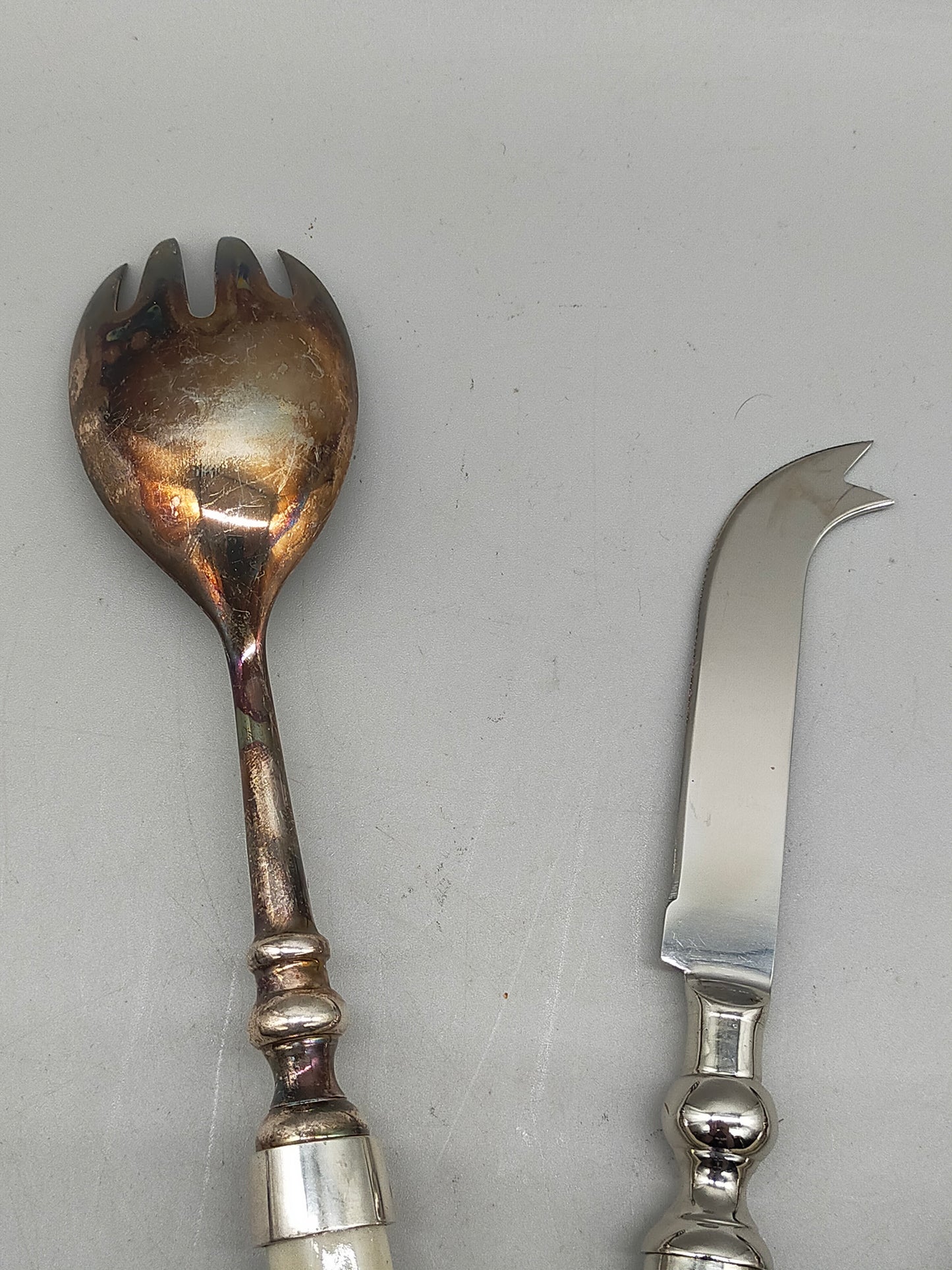 Vintage Servierbesteck Set Elegante Griffe im Barock Stil